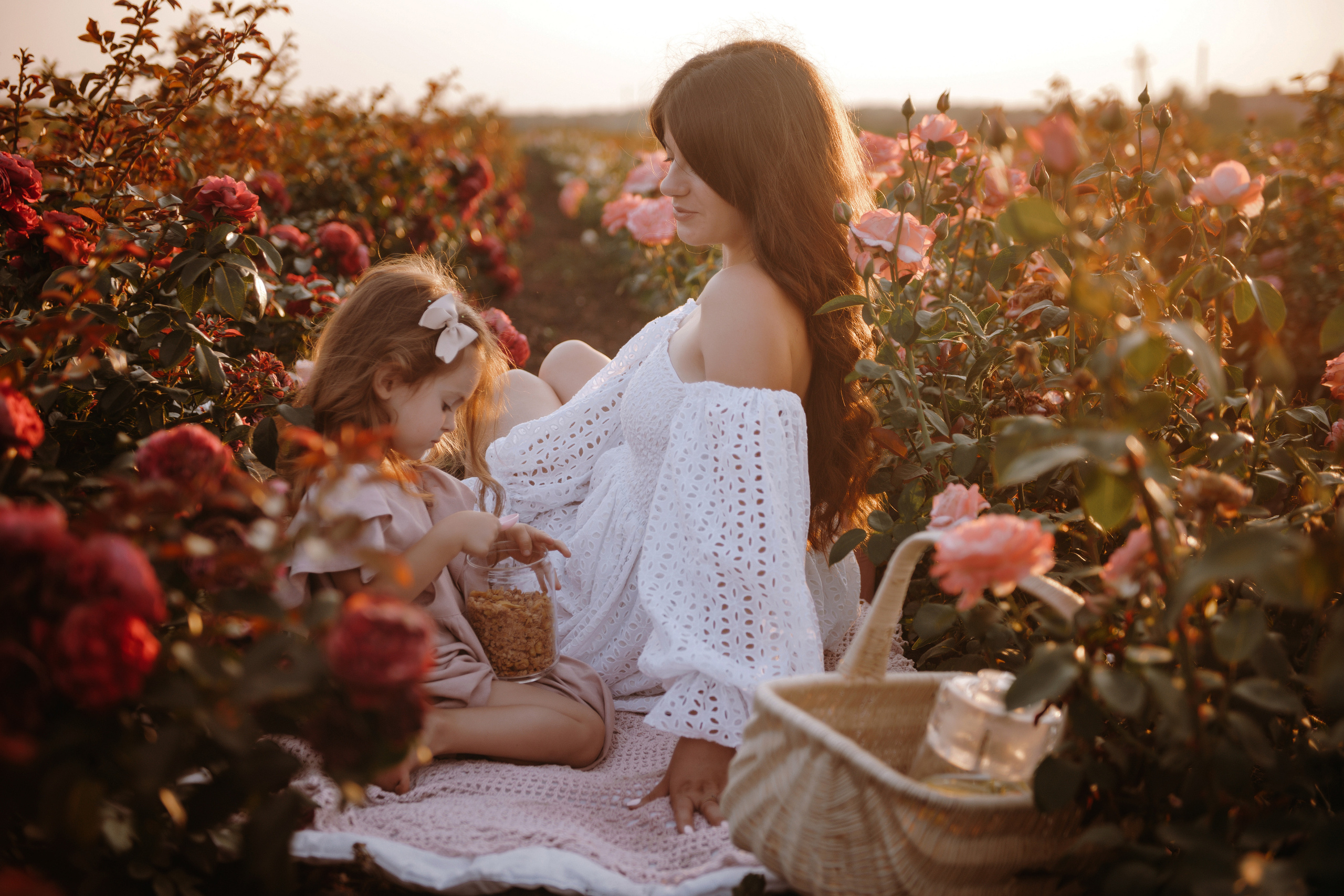 Аліна та Єва