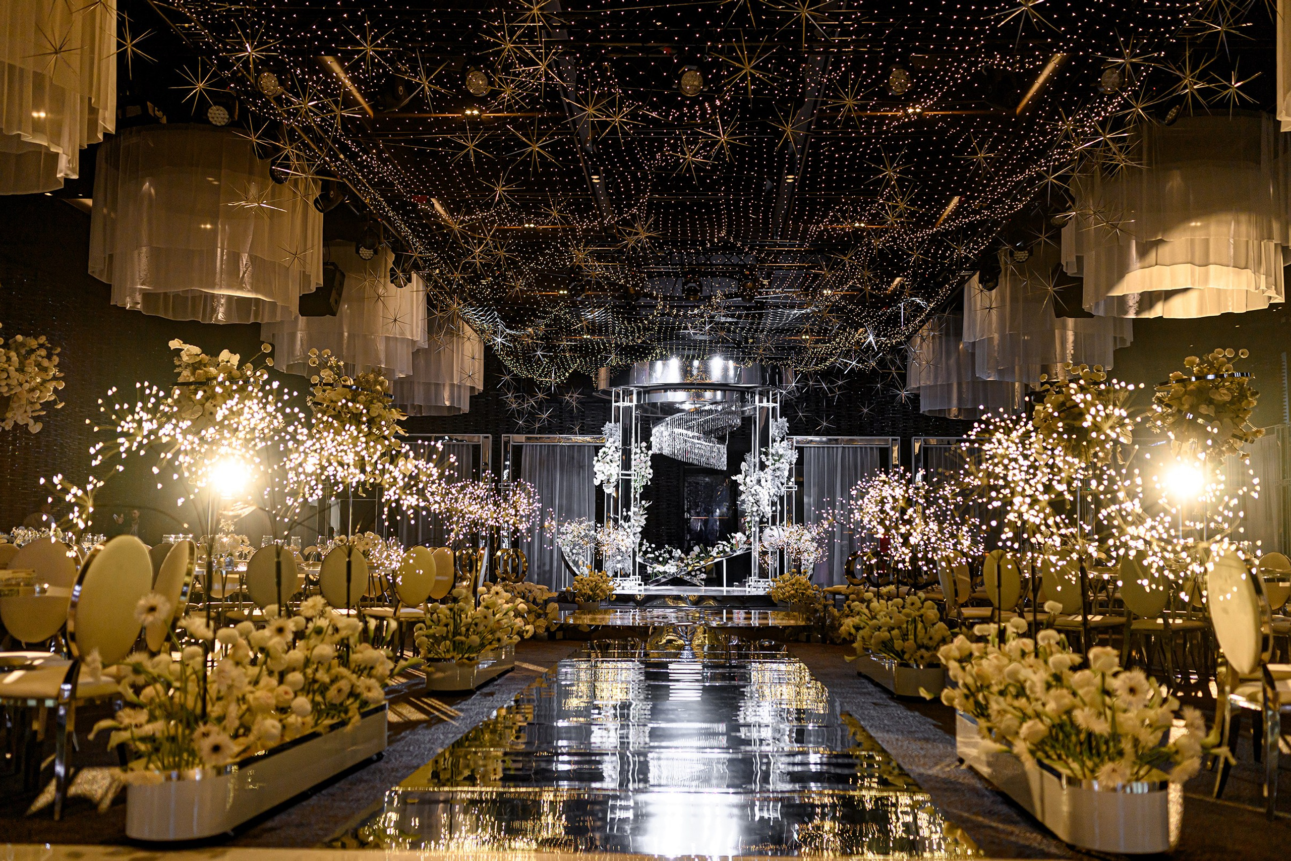 ВАГЕ & СВІТЛАНА