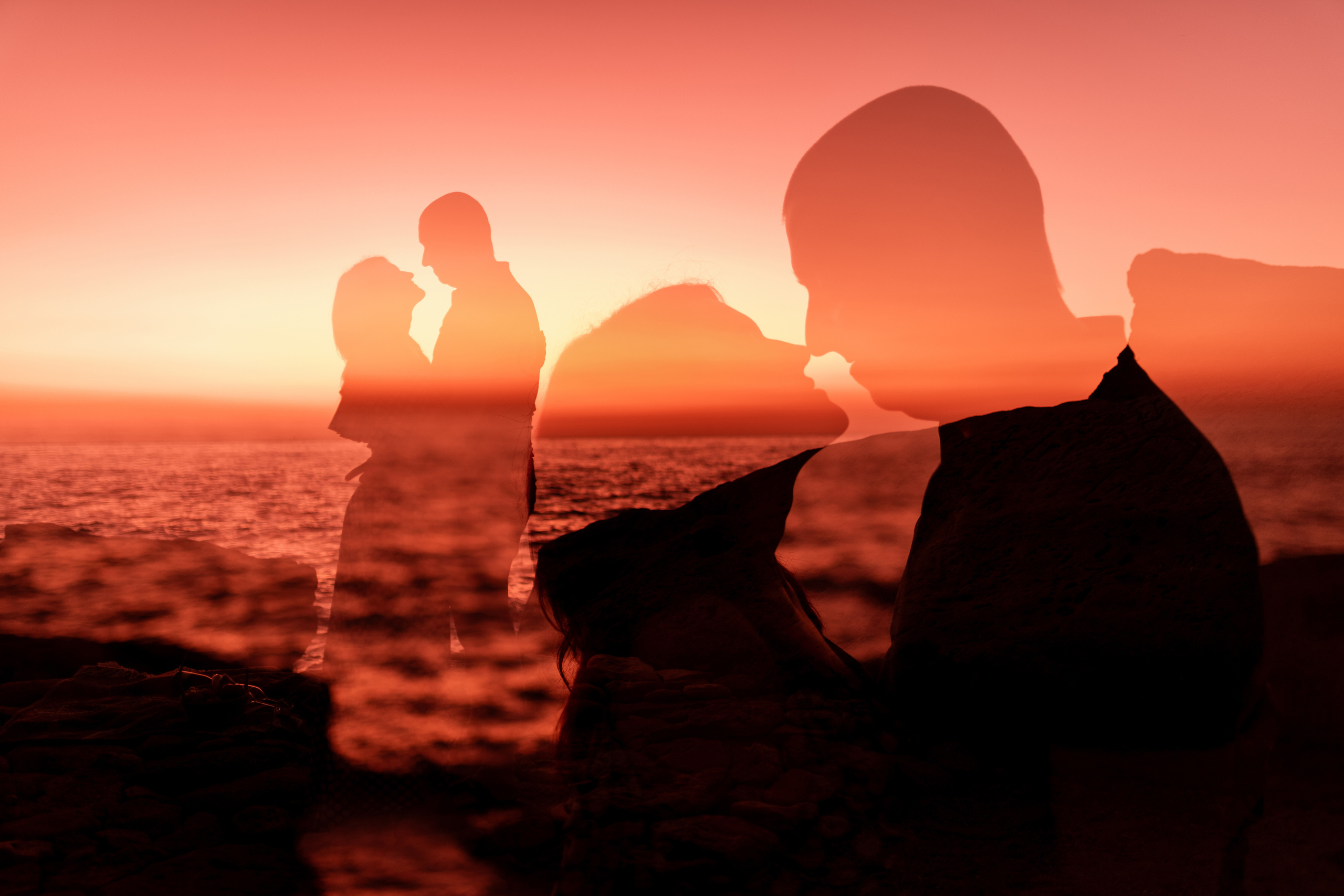 Морской рассвет. Паша и Наташа