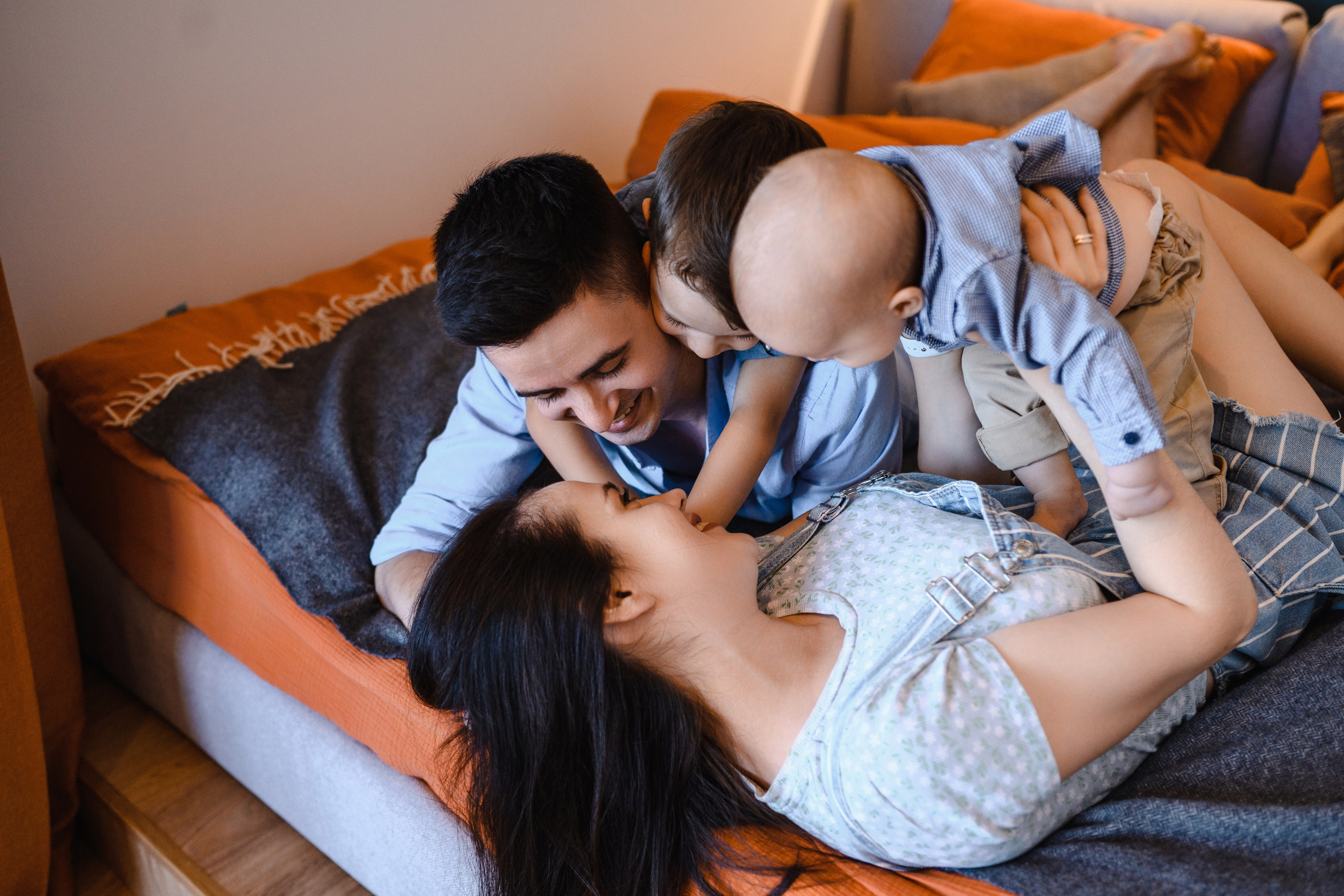 Семейная фотосессия дома