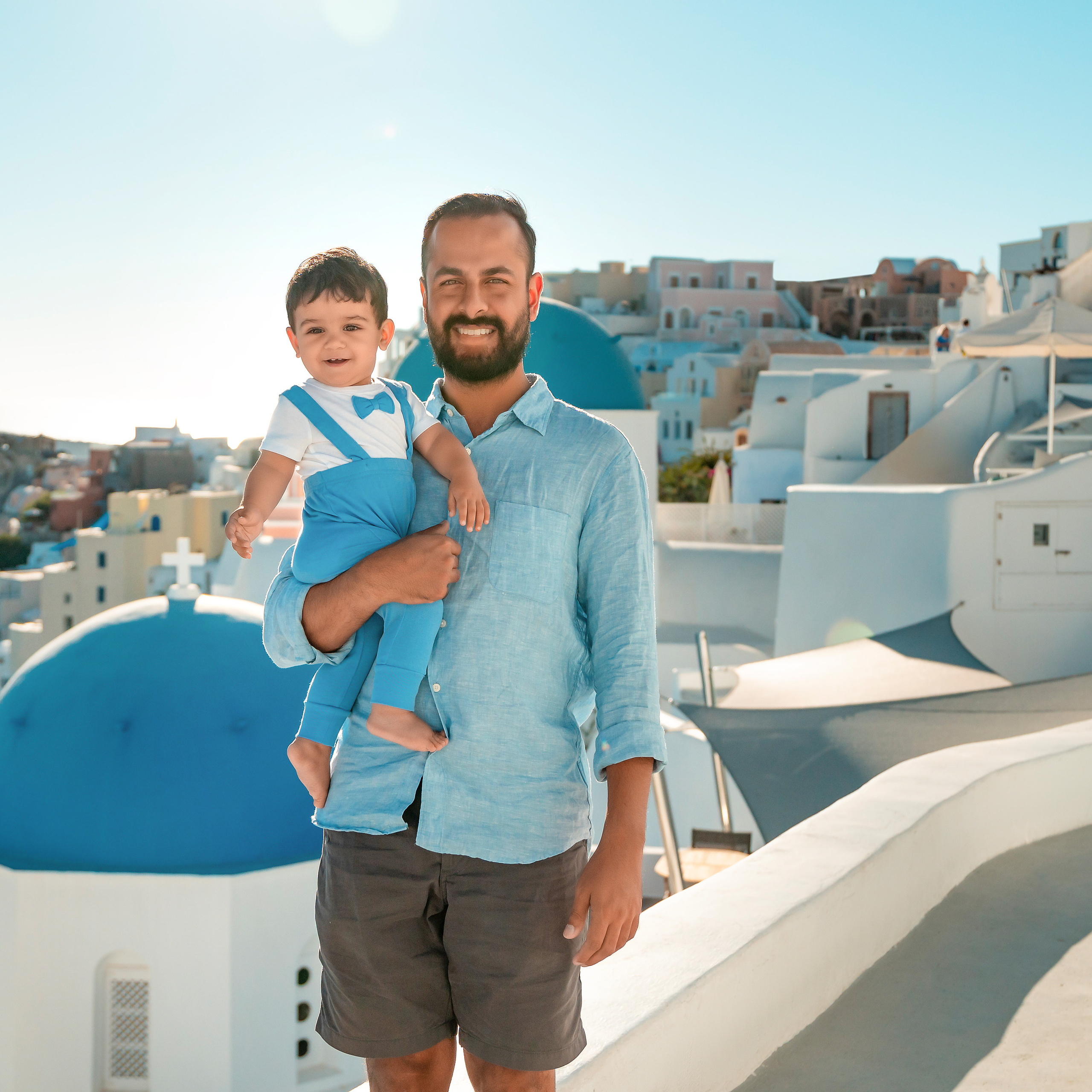 A&nbsp;Canadian Family’s Dream Come True in&nbsp;Santorini