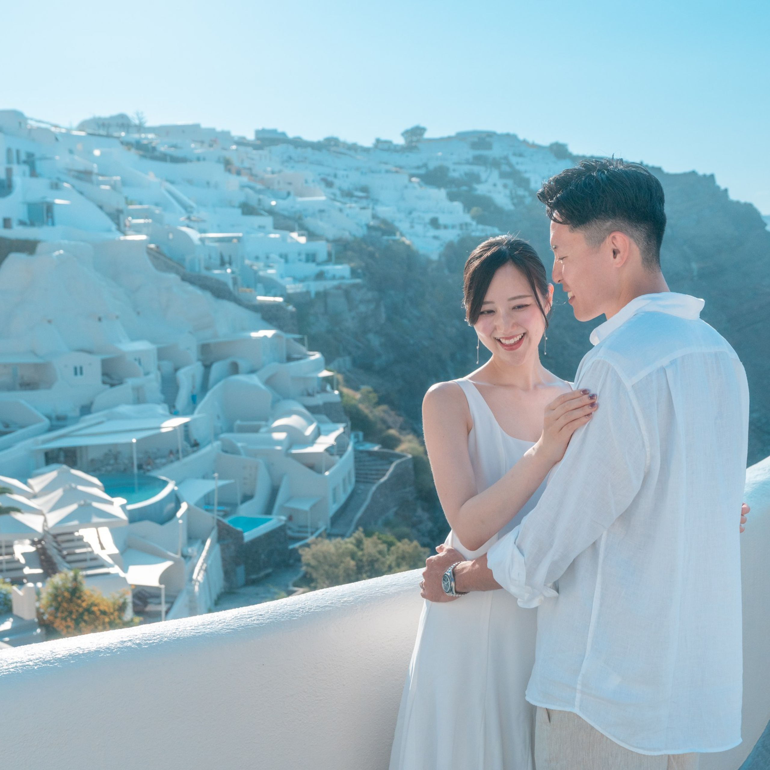Whispers of&nbsp;Caldera Romance: Japanese Couple’s Enchanted Drone Journey at&nbsp;Mystique Santorini