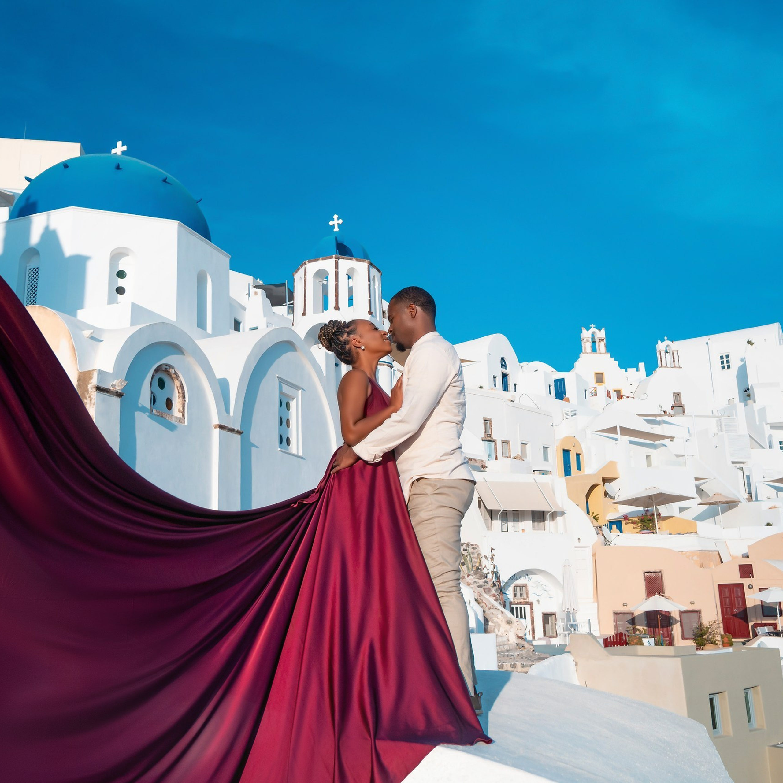 Enchanting Sunset in&nbsp;Oia: A&nbsp;Dreamlike Photo Collection from Santorini