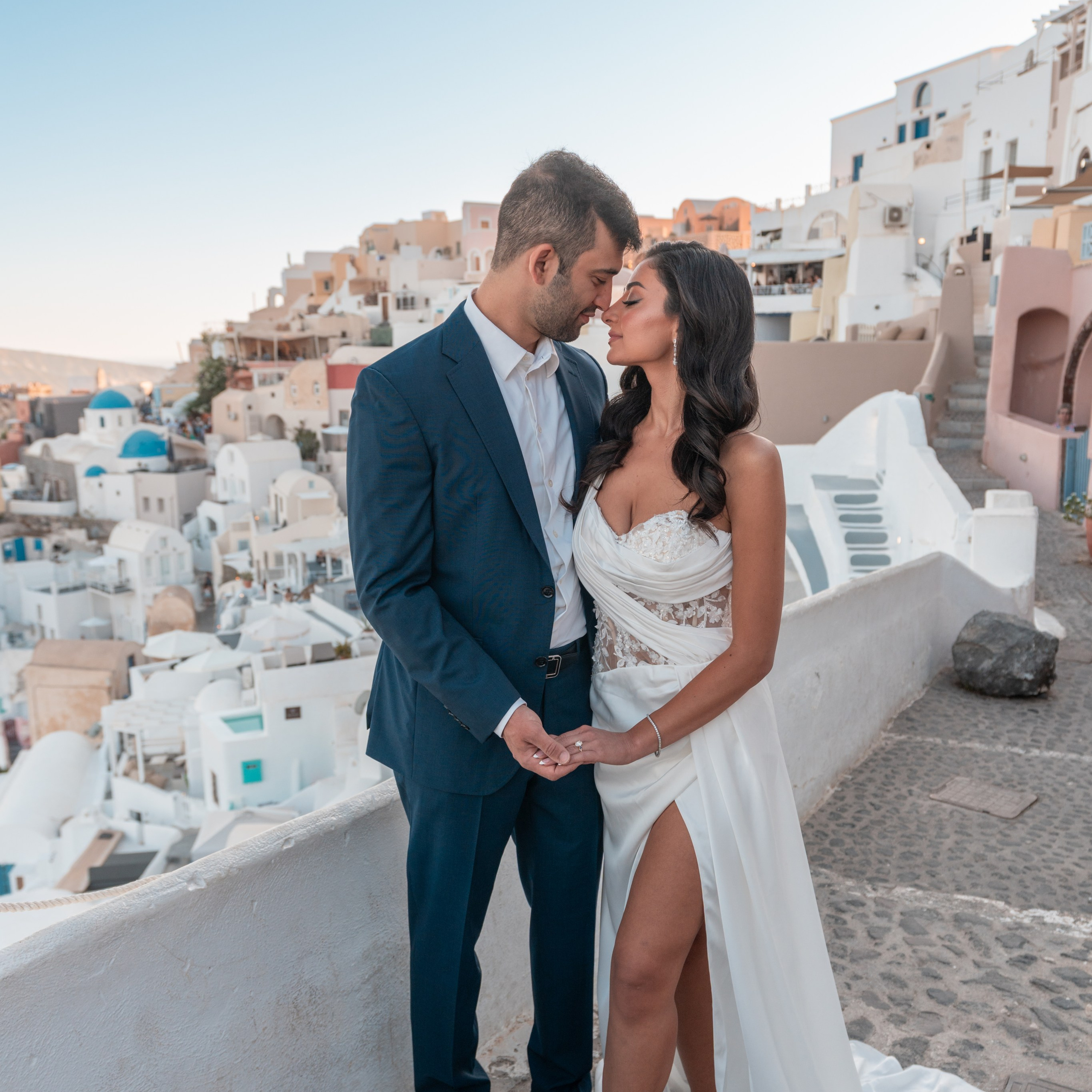 Romantic Santorini Engagement Photoshoot in&nbsp;Oia at&nbsp;Sunset