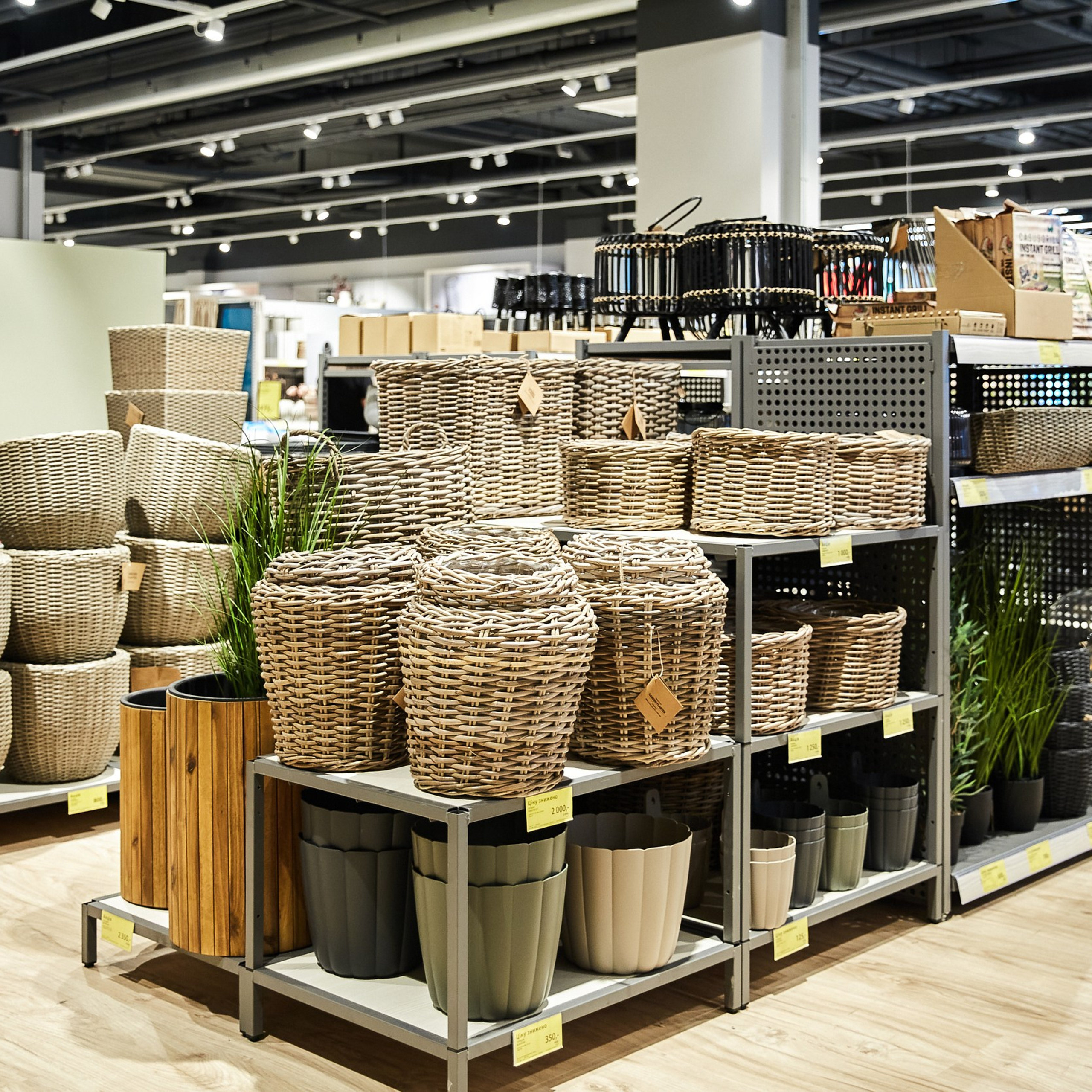 Открытие обновленного магазина YUSK