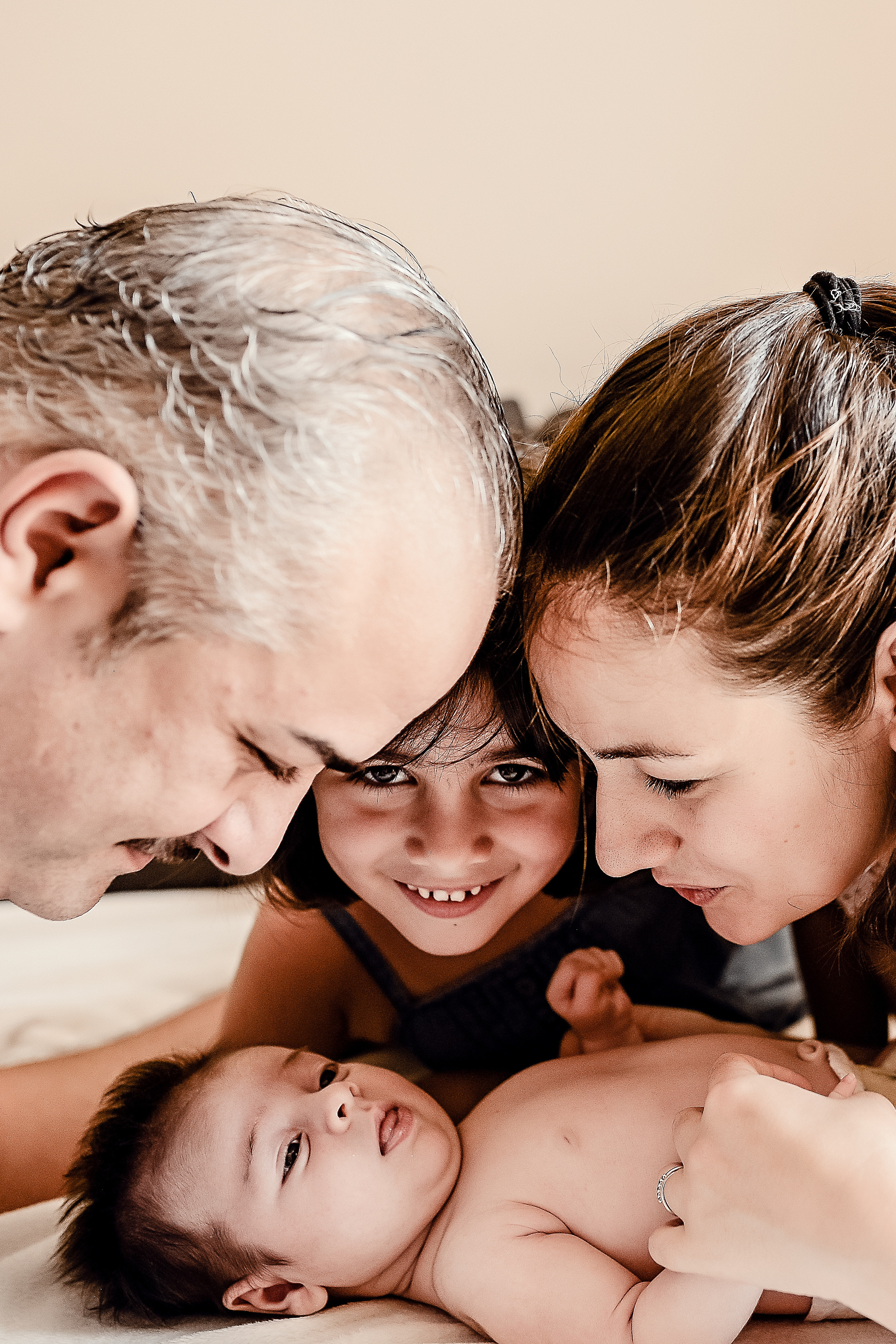 MINO&MARIA FAMILY SHOOTING AT HOME