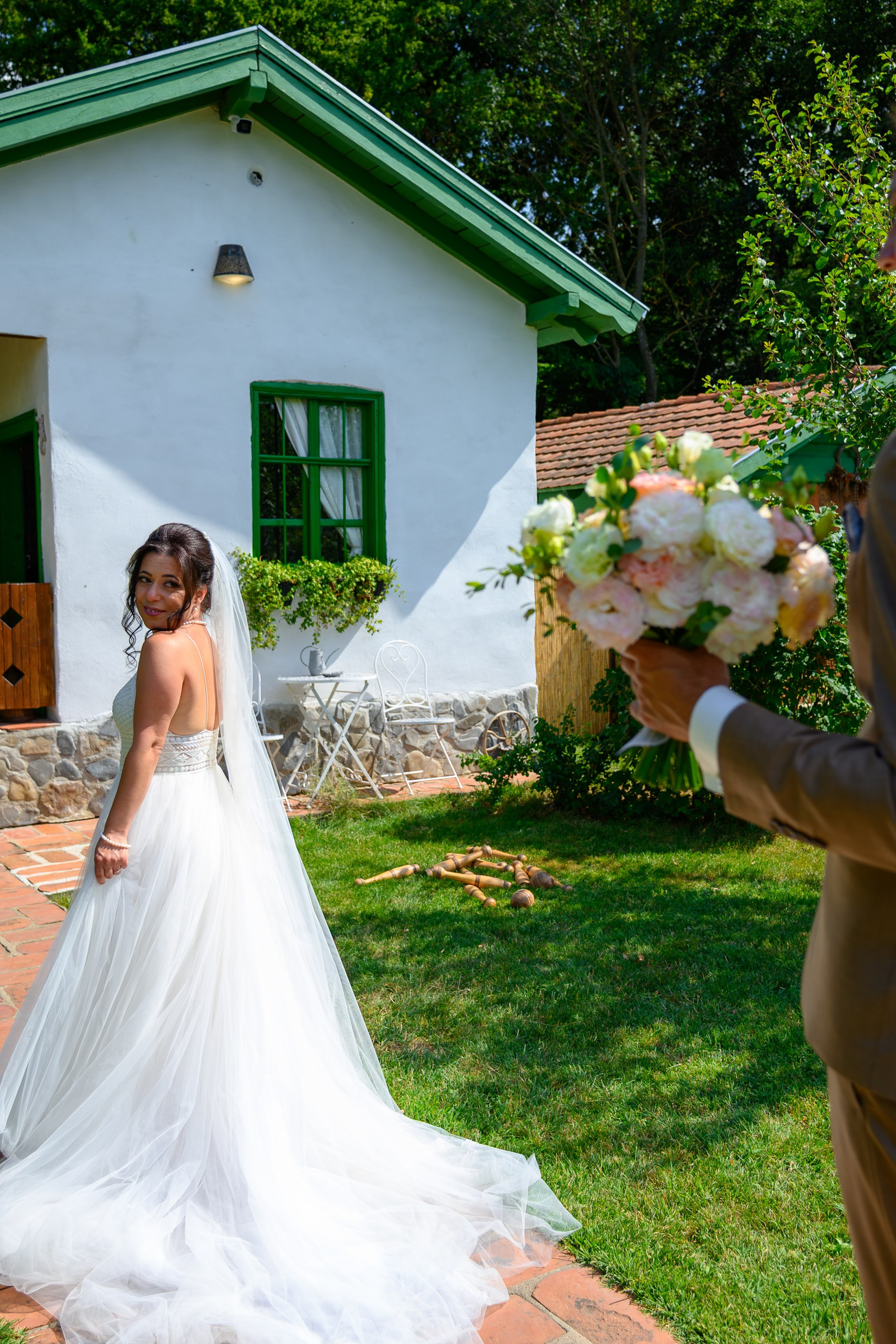 Cloud Foto — Vizualizează și Descarcă Fotografii | Cătălin Lazăr. Cătălin Lazăr Photography — Fotografie de nuntă și evenimente premium în România și Europa