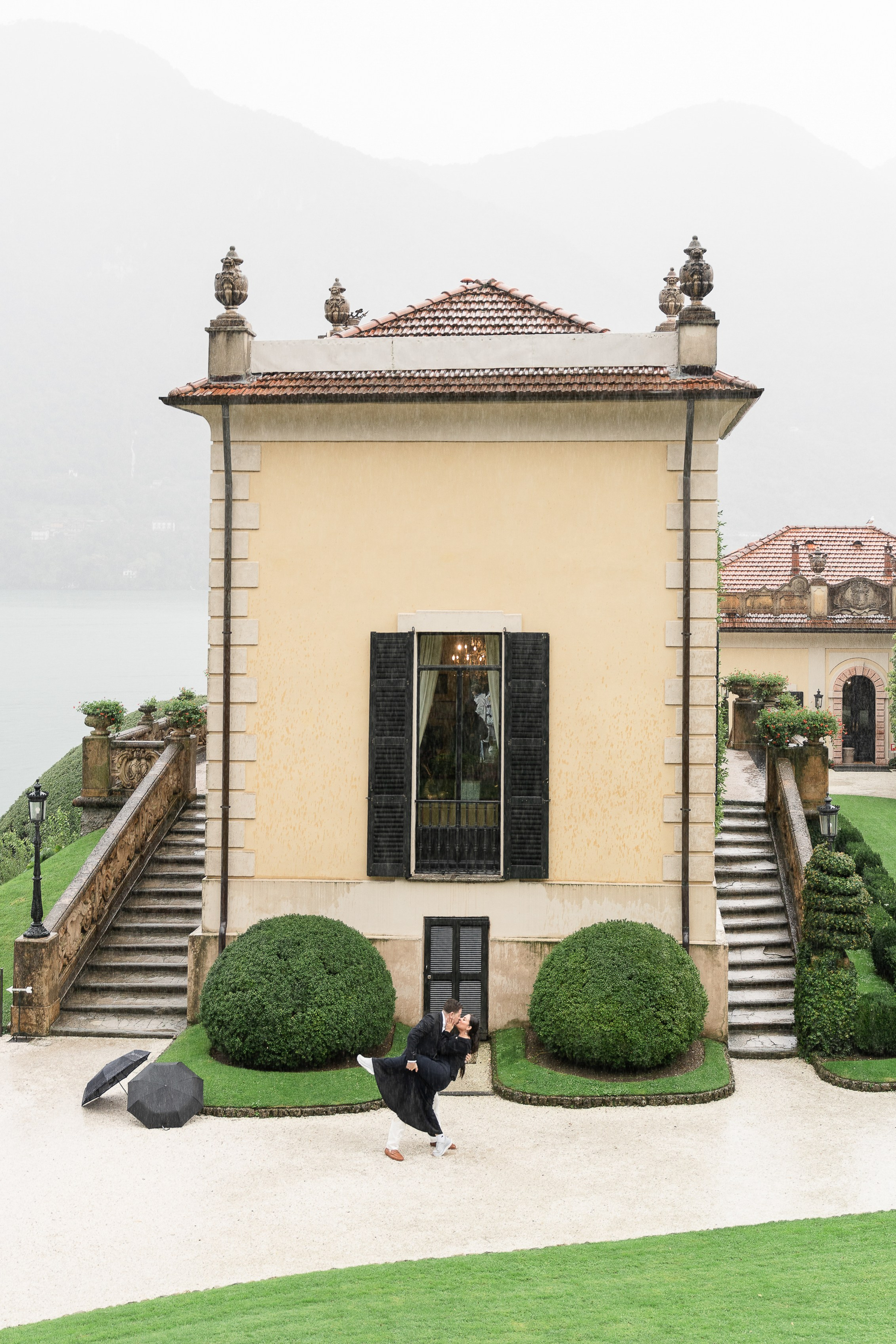Villa Balbianello engagement photoshoot. Villa Balbianello couple photoshoot. Lake Como local photographer. Italian vacation photographer.