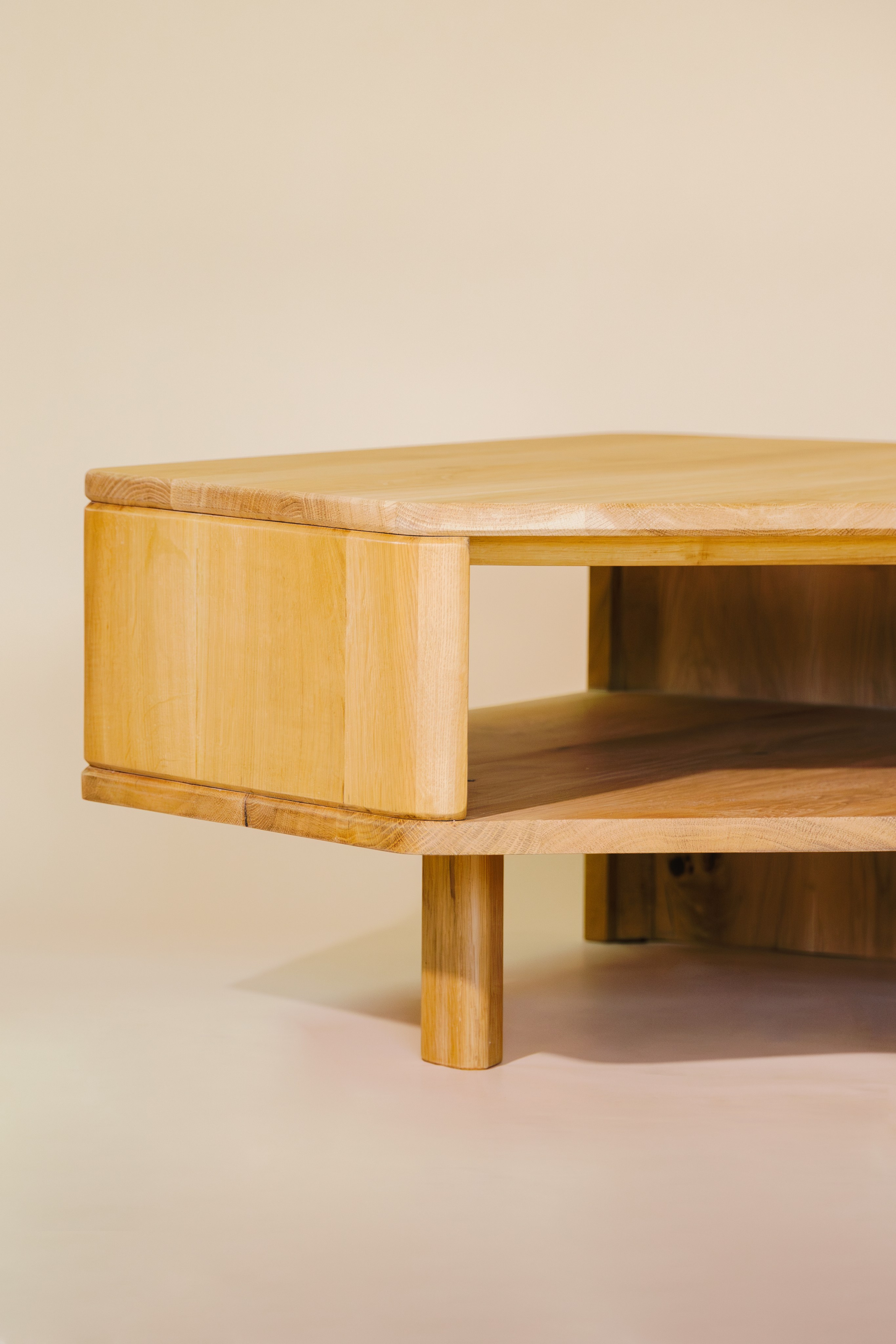 Custom Table&nbsp;— Zokraft Product Photography & Process Video