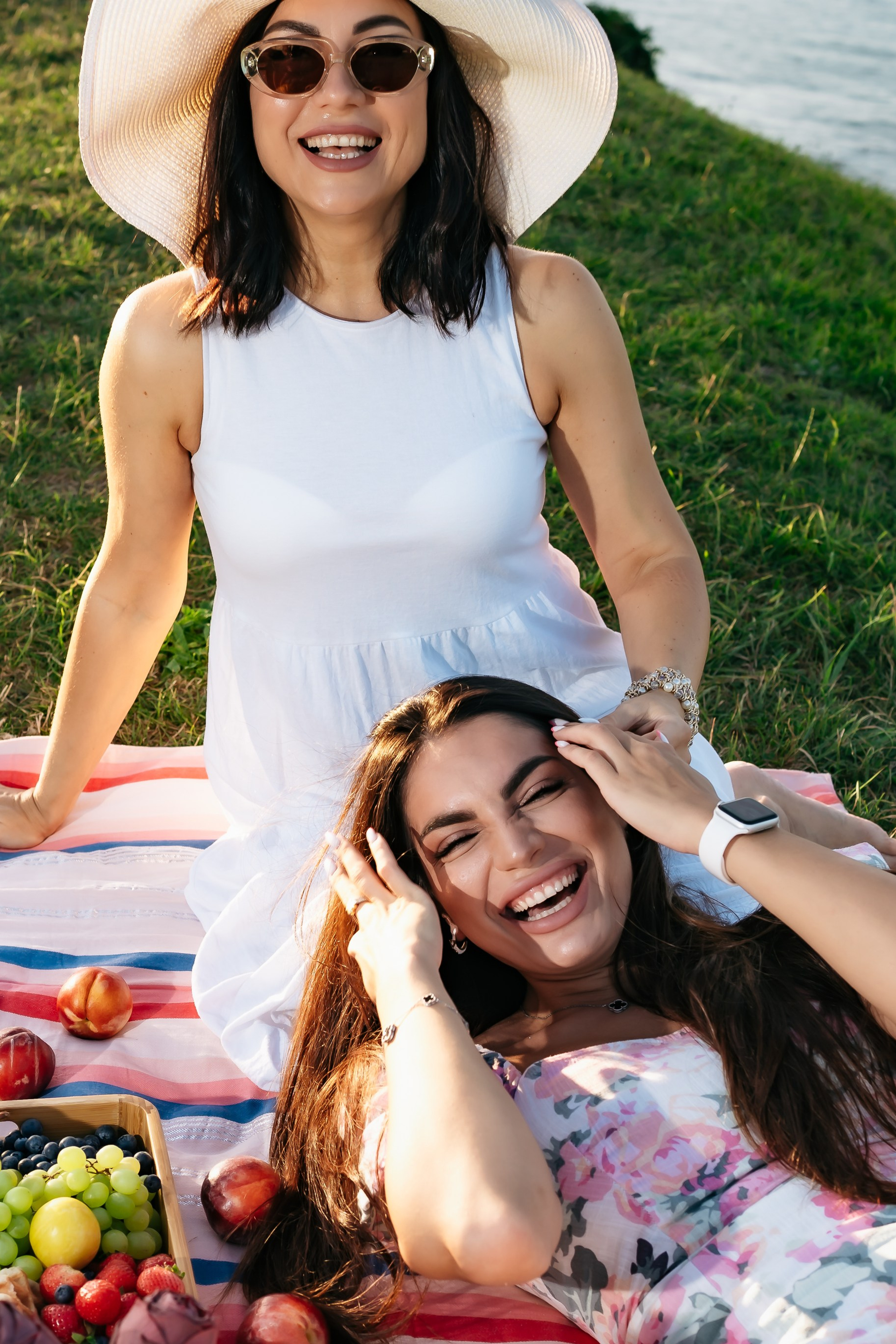 Stories. Holigood foto y video reportaje de bodas en San Sebastián y Europa