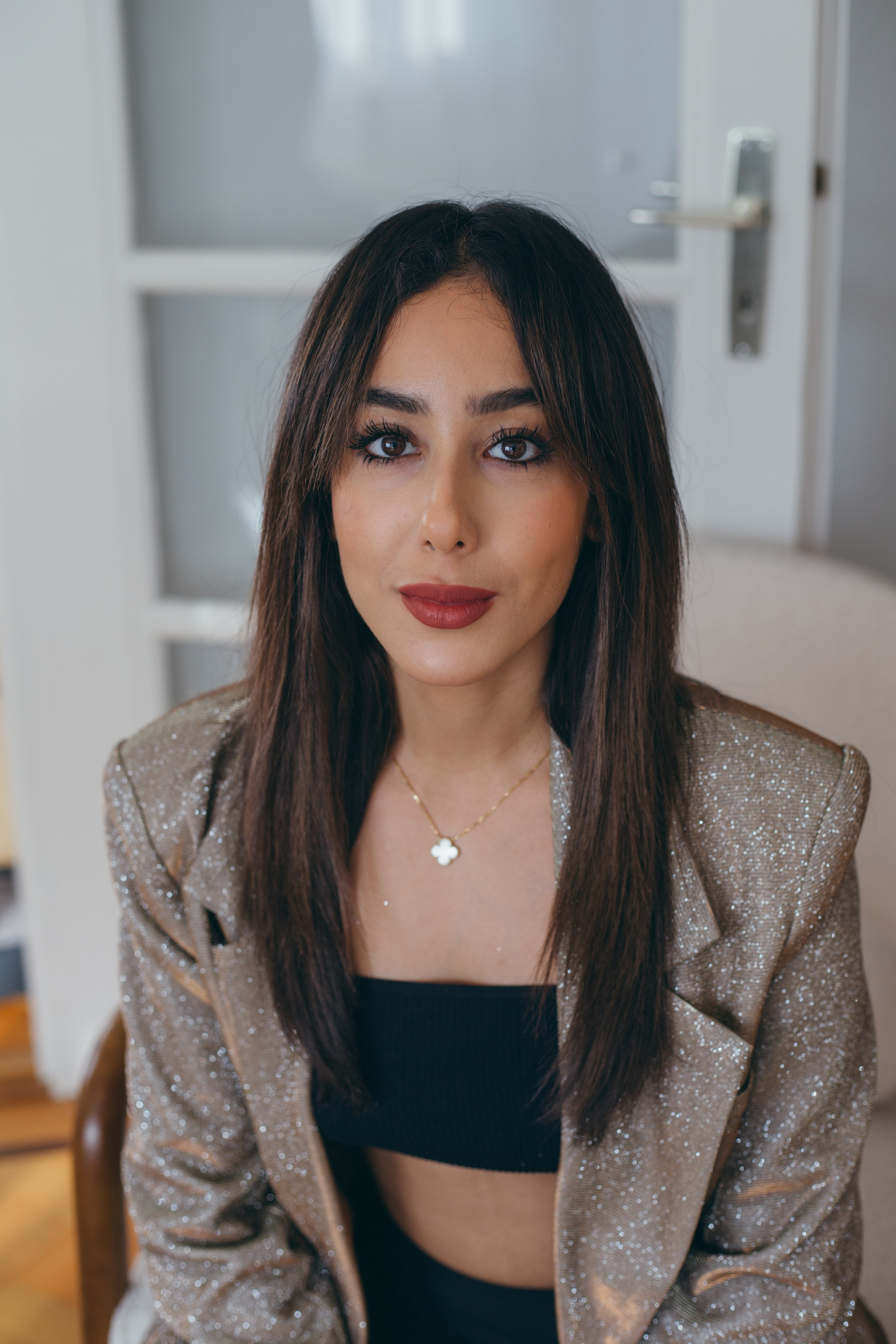 Client`s love. Social media agency|Corporate photography|Lausanne|Geneva|Switzerland