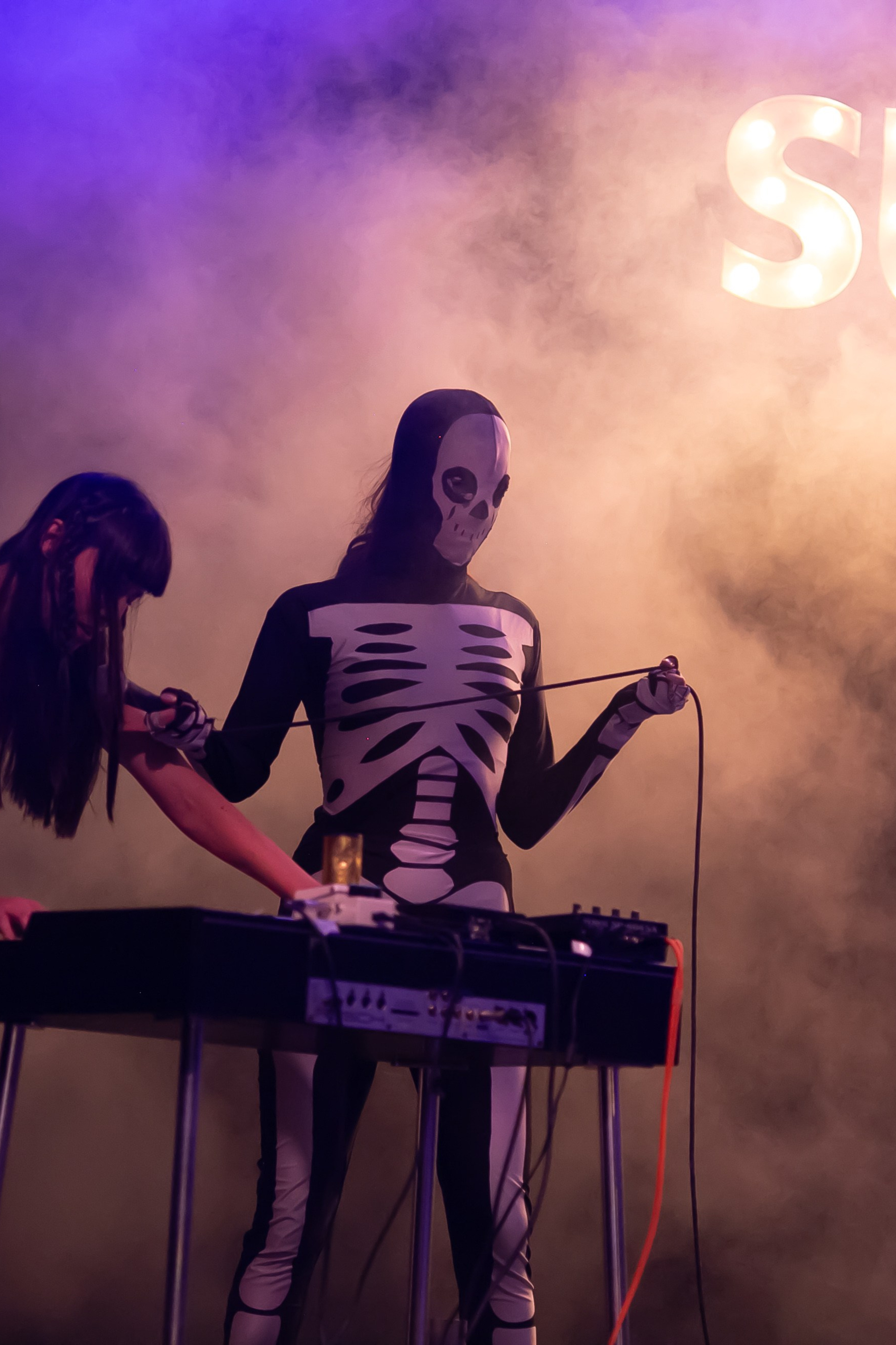 Announcements. Portret photographer in Switzerland Artur Magpie
