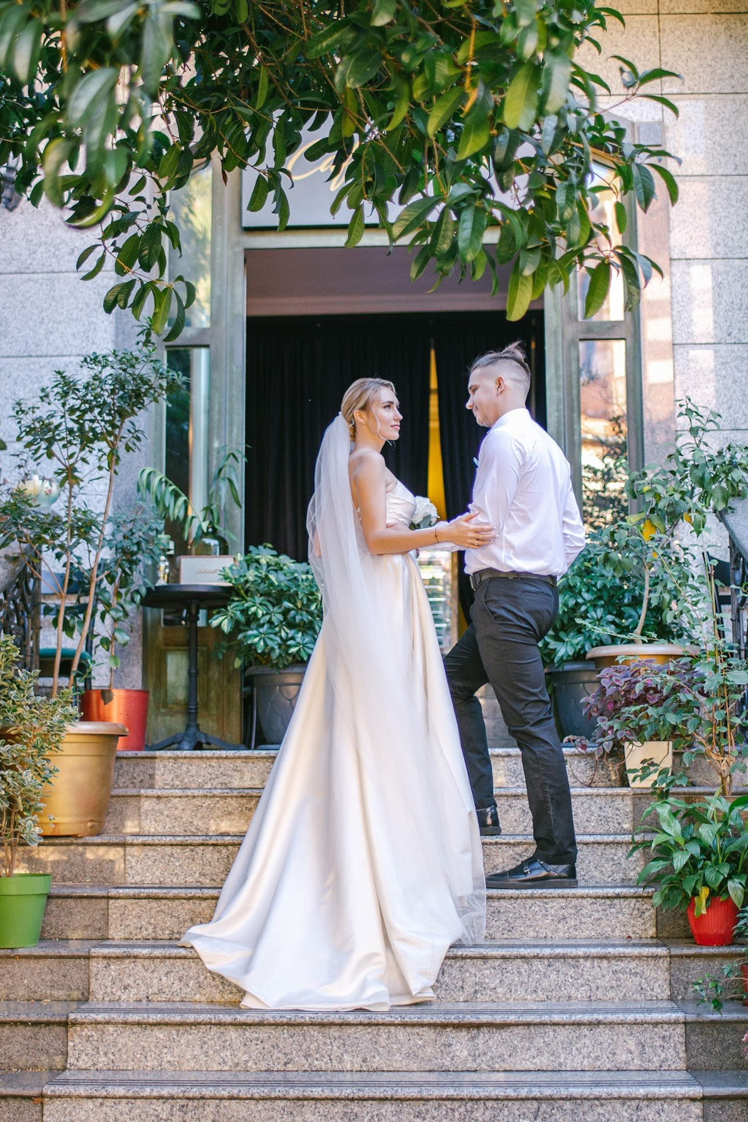 Wedding in Batumi for foreigners — Papers in 9 hours, Ceremony and Photographer. Арт Ивент Студио — Самое рейтинговое свадебное агентство в Грузии