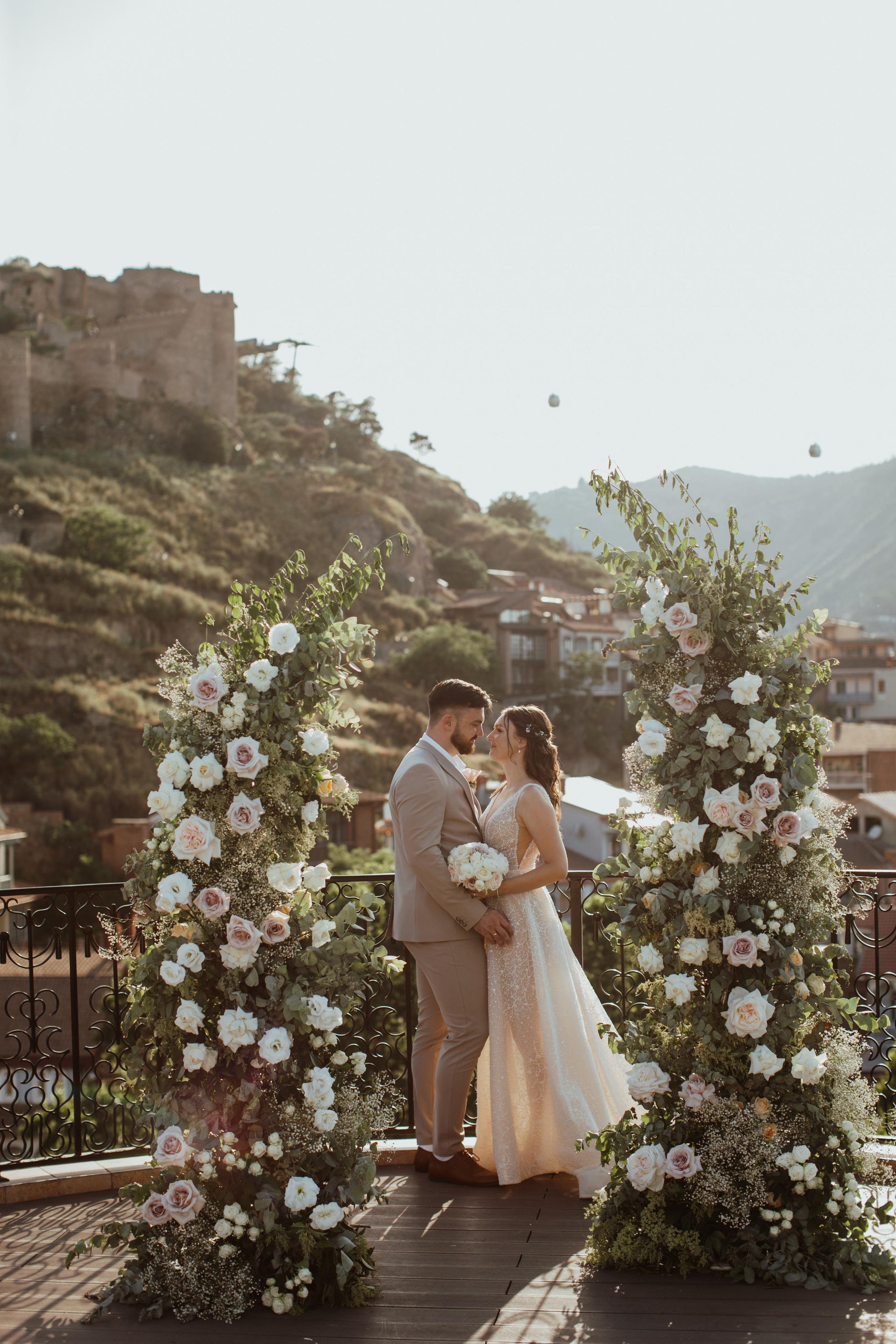 Tiflis Veranda Wedding. Арт Ивент Студио — Самое рейтинговое свадебное агентство в Грузии