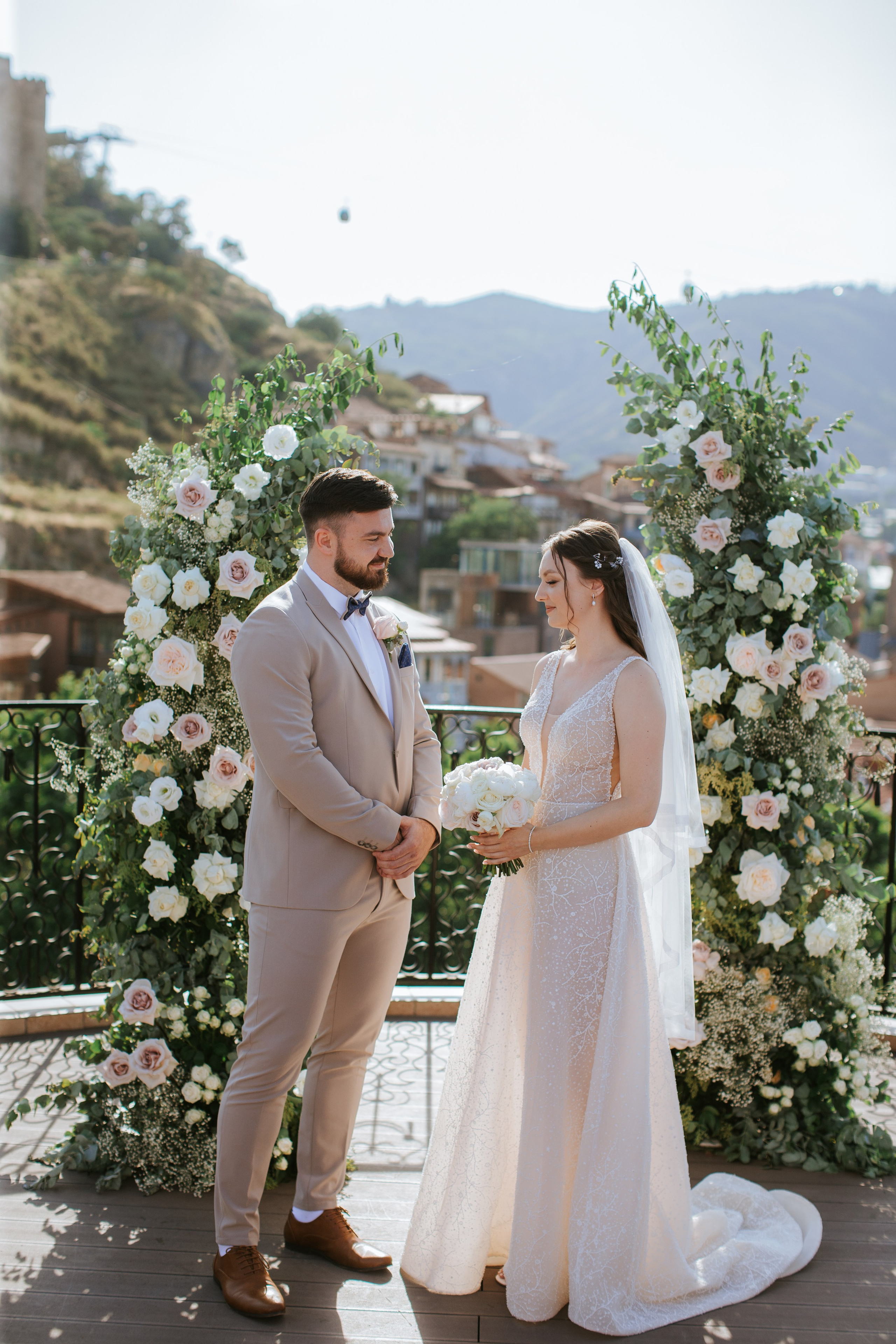 Tiflis Veranda Wedding. Арт Ивент Студио — Самое рейтинговое свадебное агентство в Грузии
