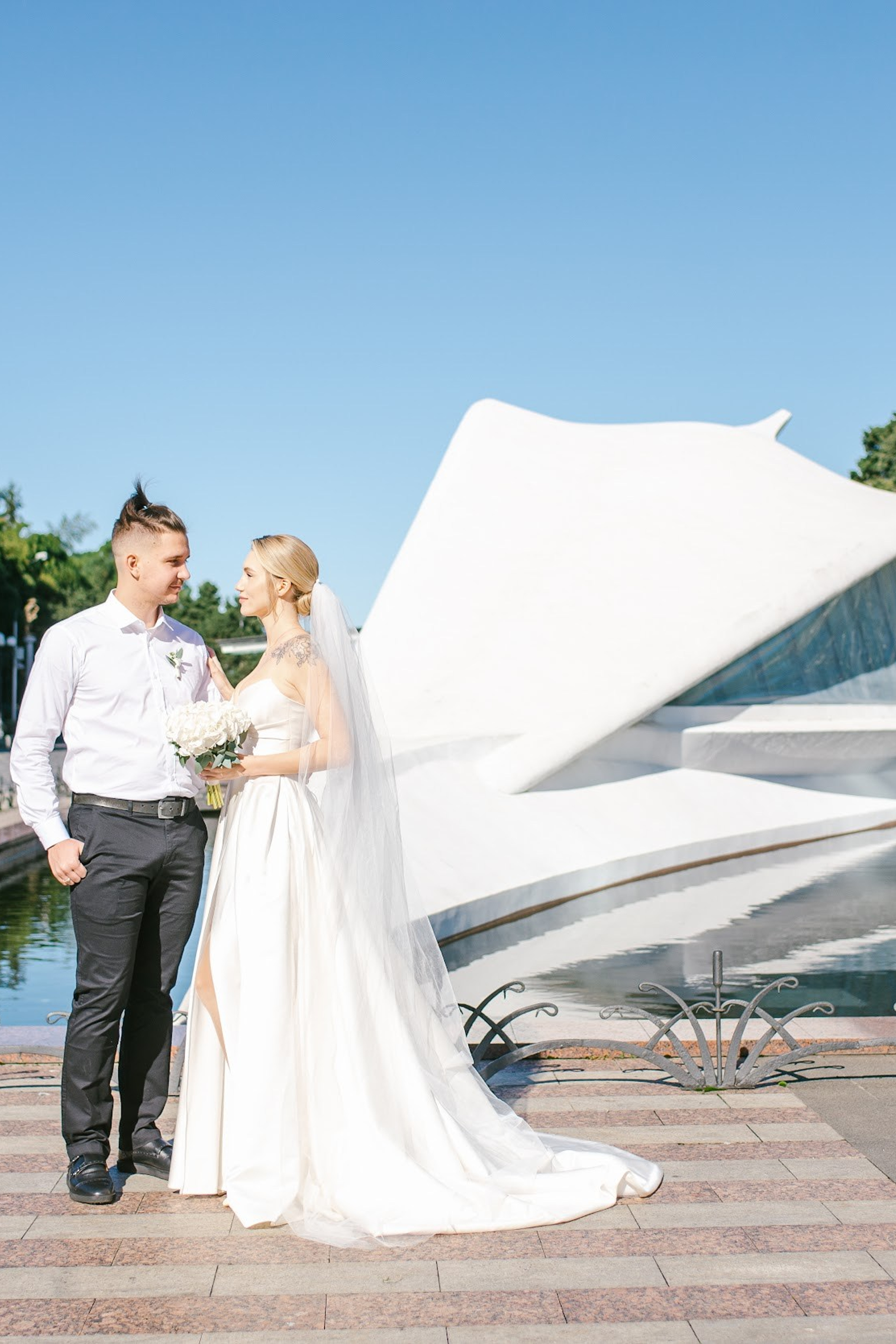 Wedding in Batumi for foreigners — Papers in 9 hours, Ceremony and Photographer. Арт Ивент Студио — Самое рейтинговое свадебное агентство в Грузии