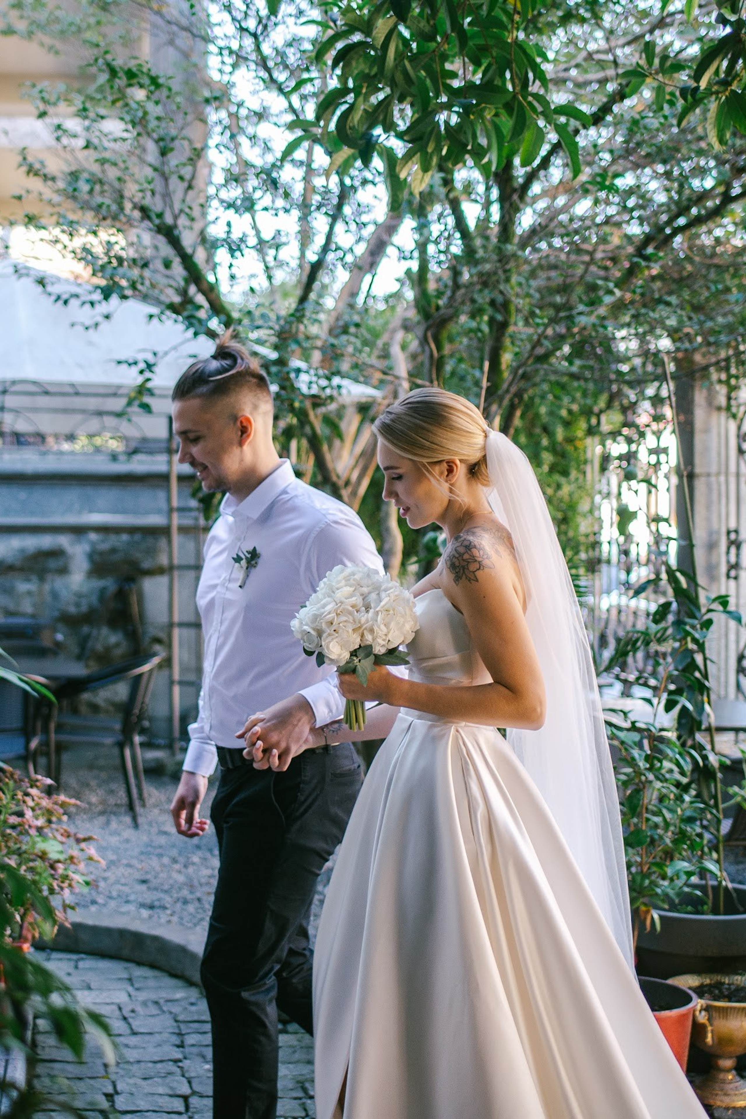 Wedding in Batumi for foreigners — Papers in 9 hours, Ceremony and Photographer. Арт Ивент Студио — Самое рейтинговое свадебное агентство в Грузии