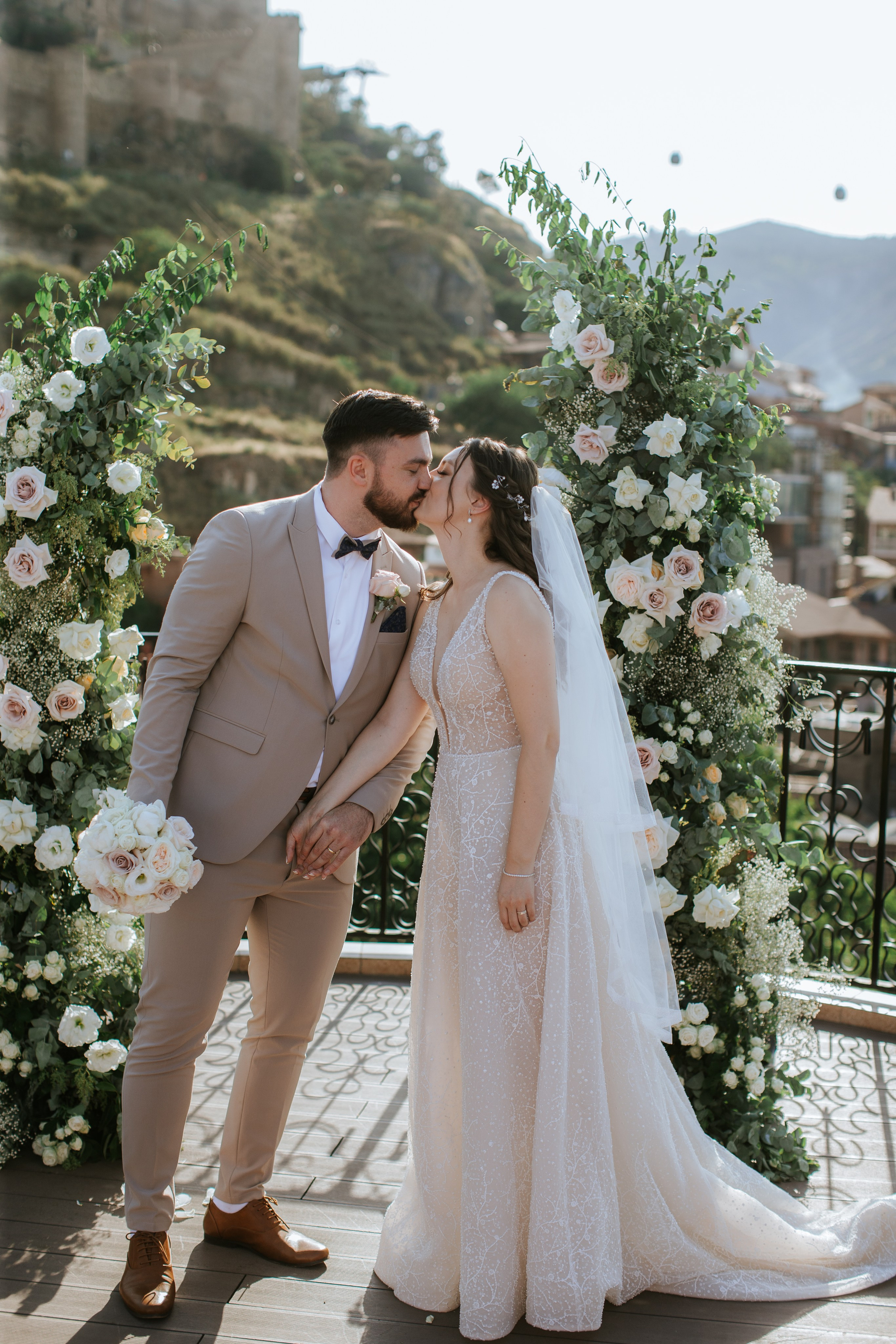 Tiflis Veranda Wedding. Арт Ивент Студио — Самое рейтинговое свадебное агентство в Грузии