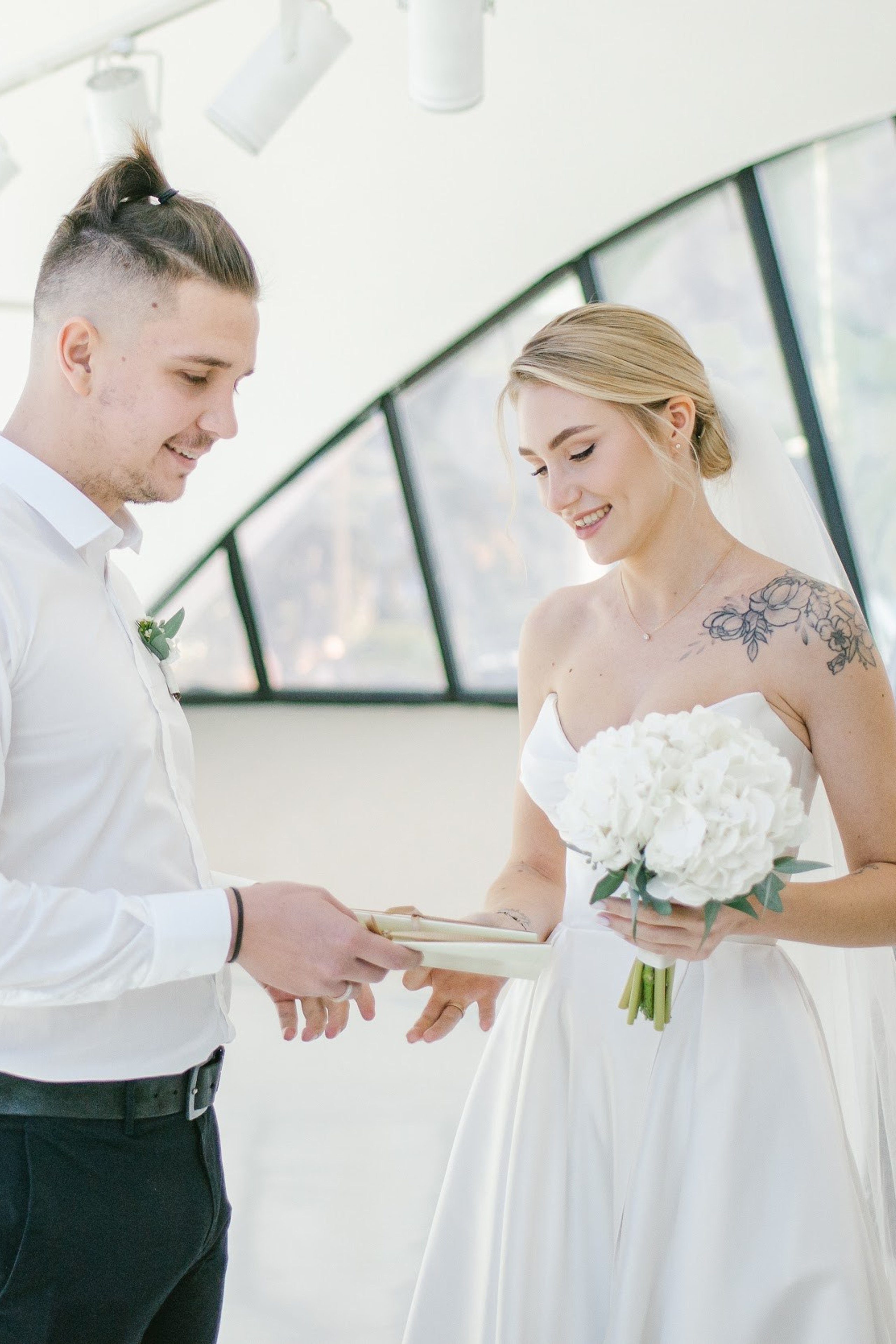 Wedding in Batumi for foreigners — Papers in 9 hours, Ceremony and Photographer. Арт Ивент Студио — Самое рейтинговое свадебное агентство в Грузии