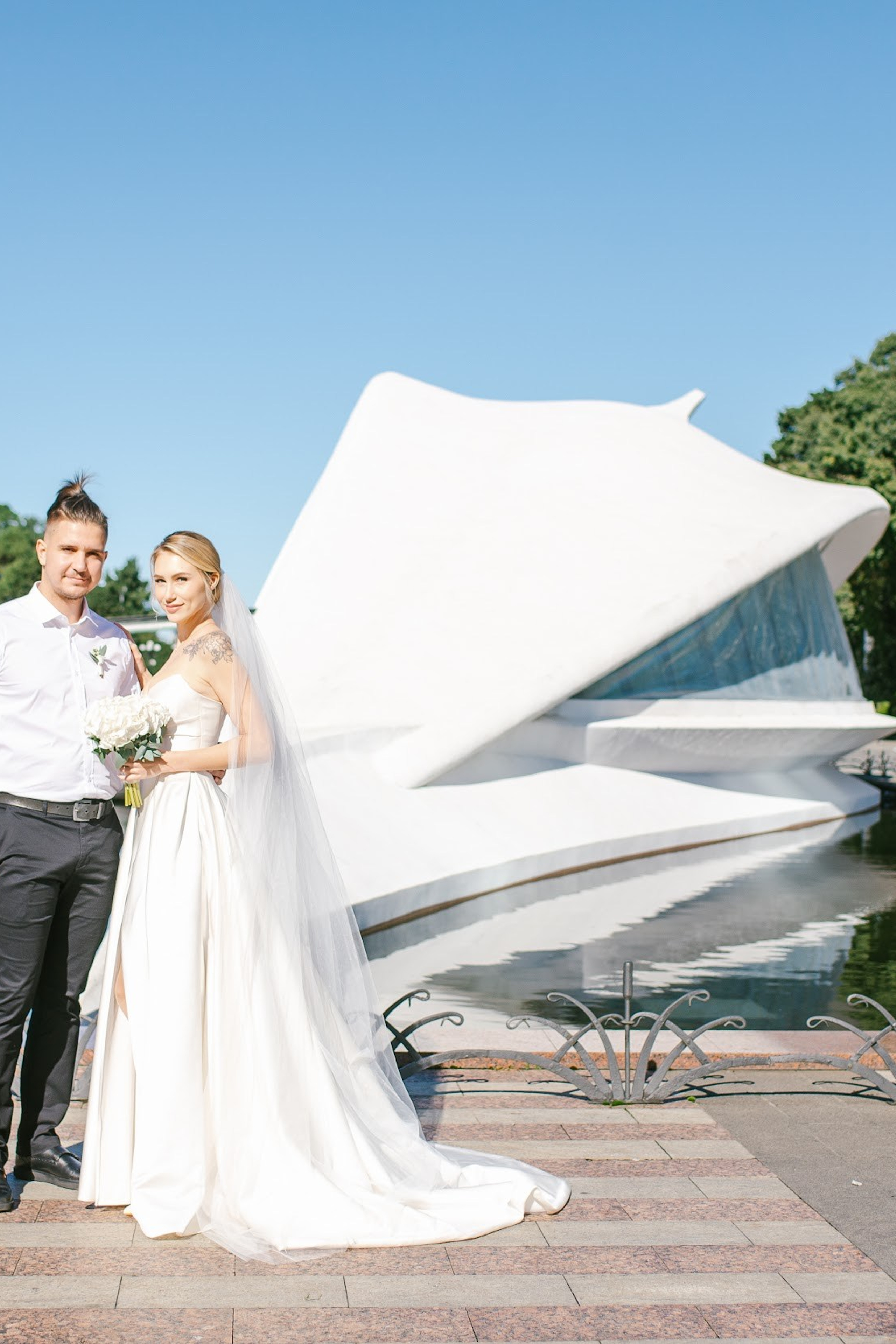 Wedding in Batumi for foreigners — Papers in 9 hours, Ceremony and Photographer. Арт Ивент Студио — Самое рейтинговое свадебное агентство в Грузии