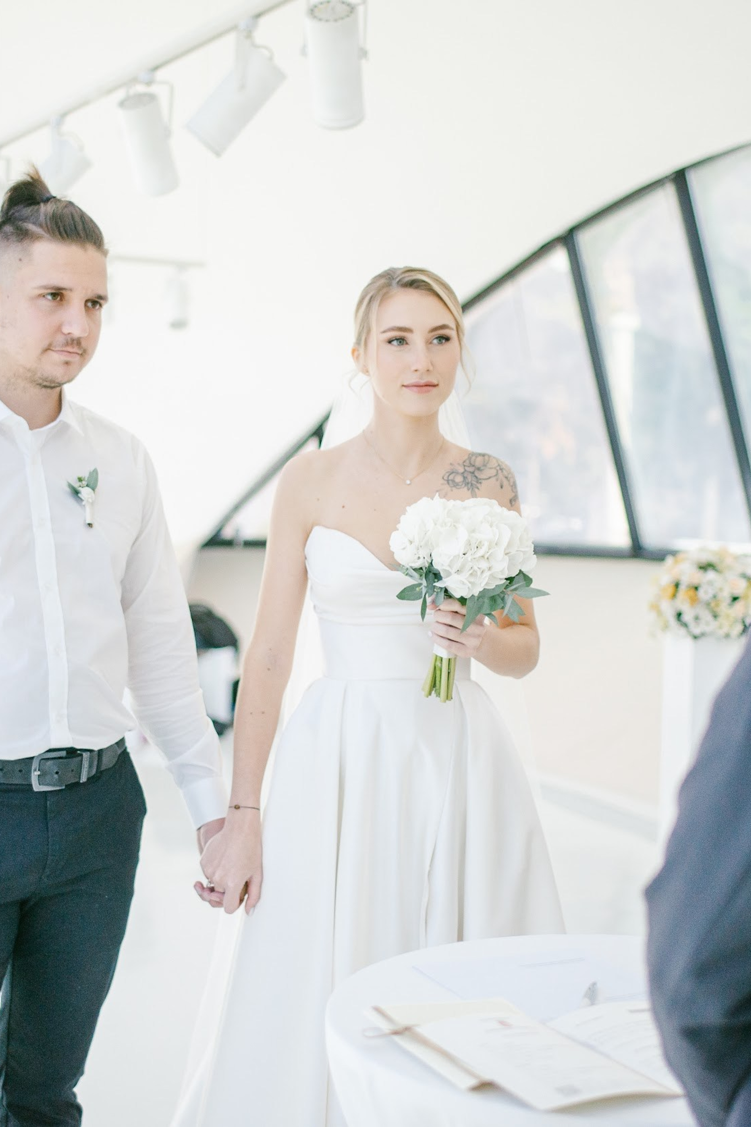 Wedding in Batumi for foreigners — Papers in 9 hours, Ceremony and Photographer. Арт Ивент Студио — Самое рейтинговое свадебное агентство в Грузии