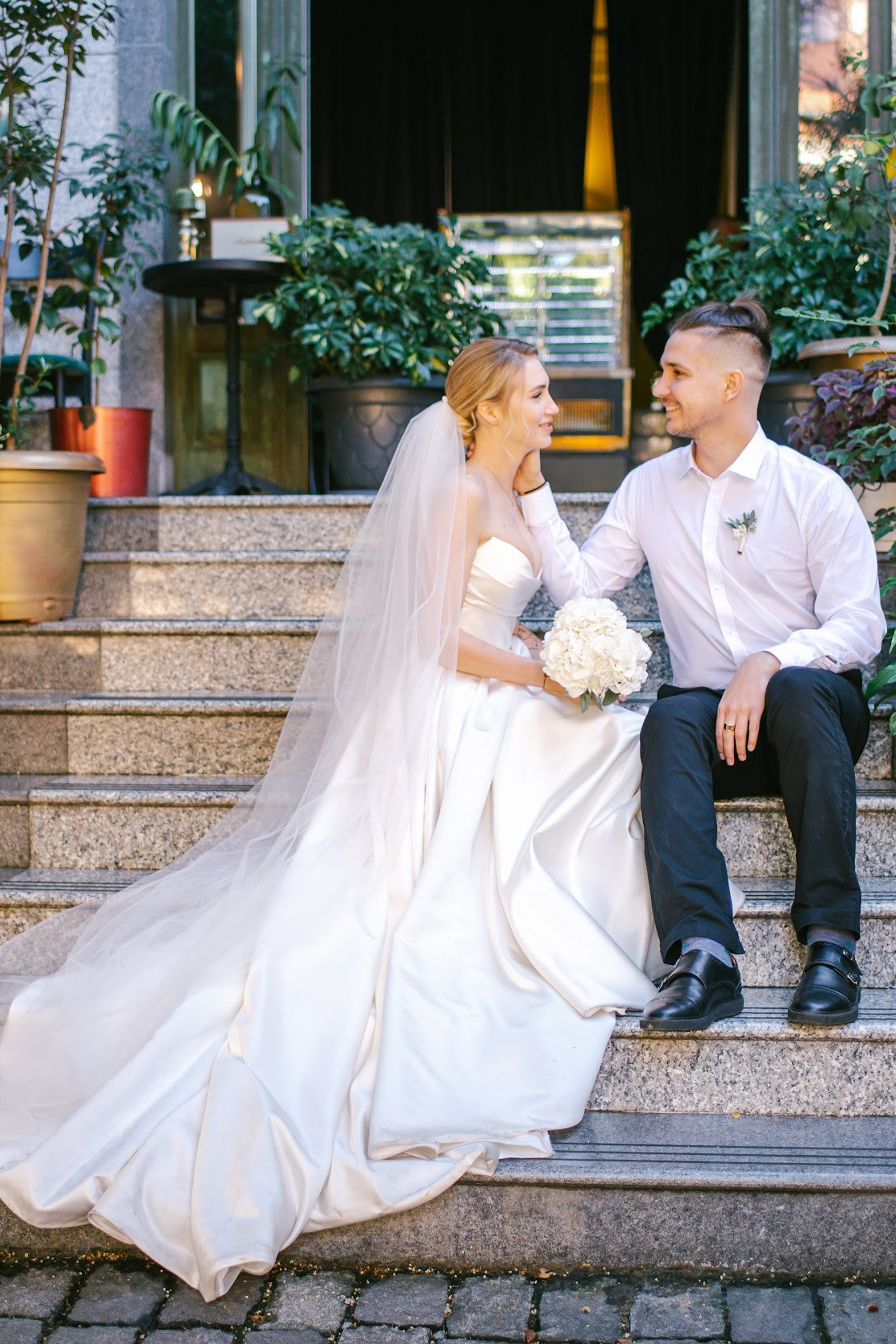 Wedding in Batumi for foreigners — Papers in 9 hours, Ceremony and Photographer. Арт Ивент Студио — Самое рейтинговое свадебное агентство в Грузии