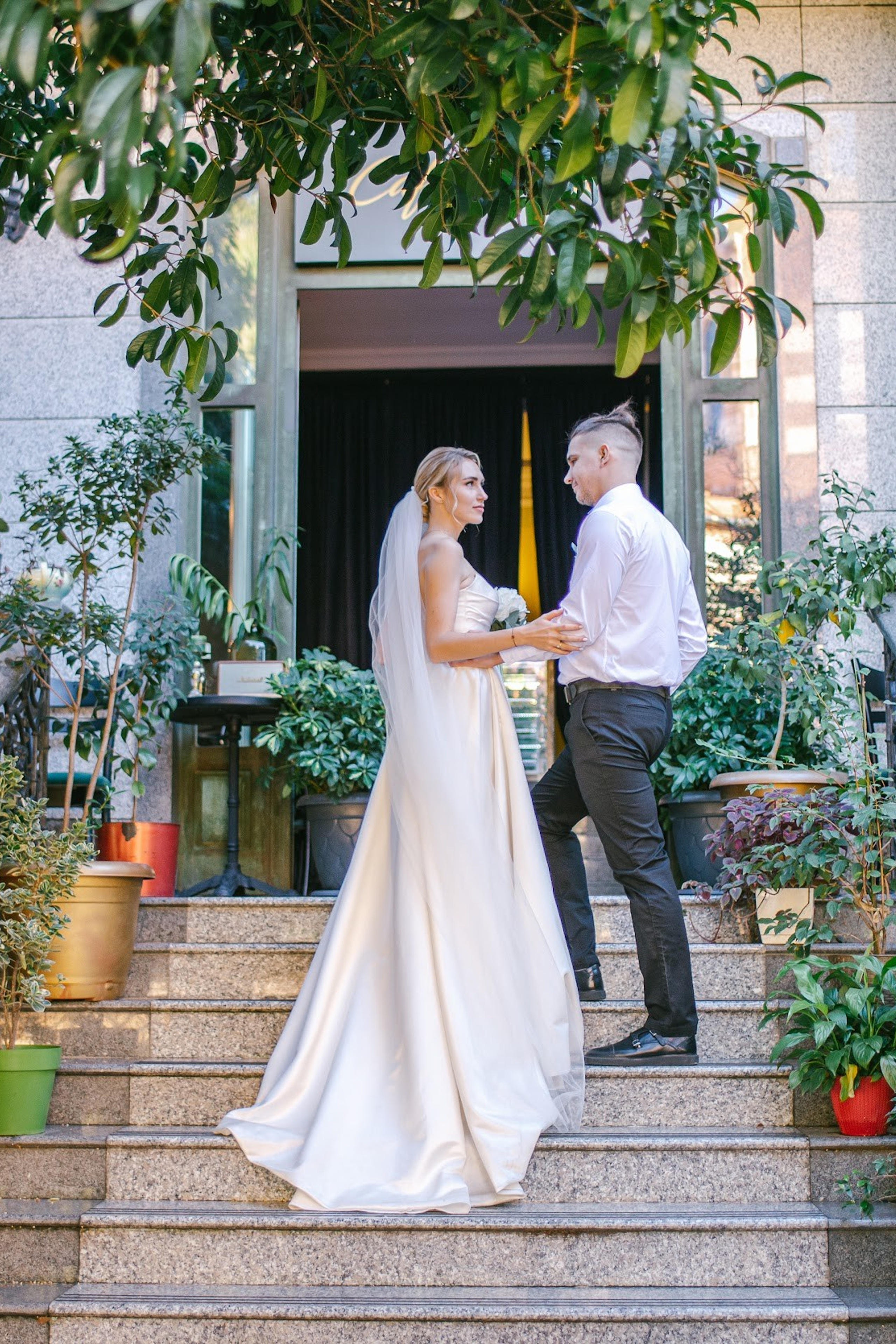 Wedding in Batumi for foreigners — Papers in 9 hours, Ceremony and Photographer. Арт Ивент Студио — Самое рейтинговое свадебное агентство в Грузии