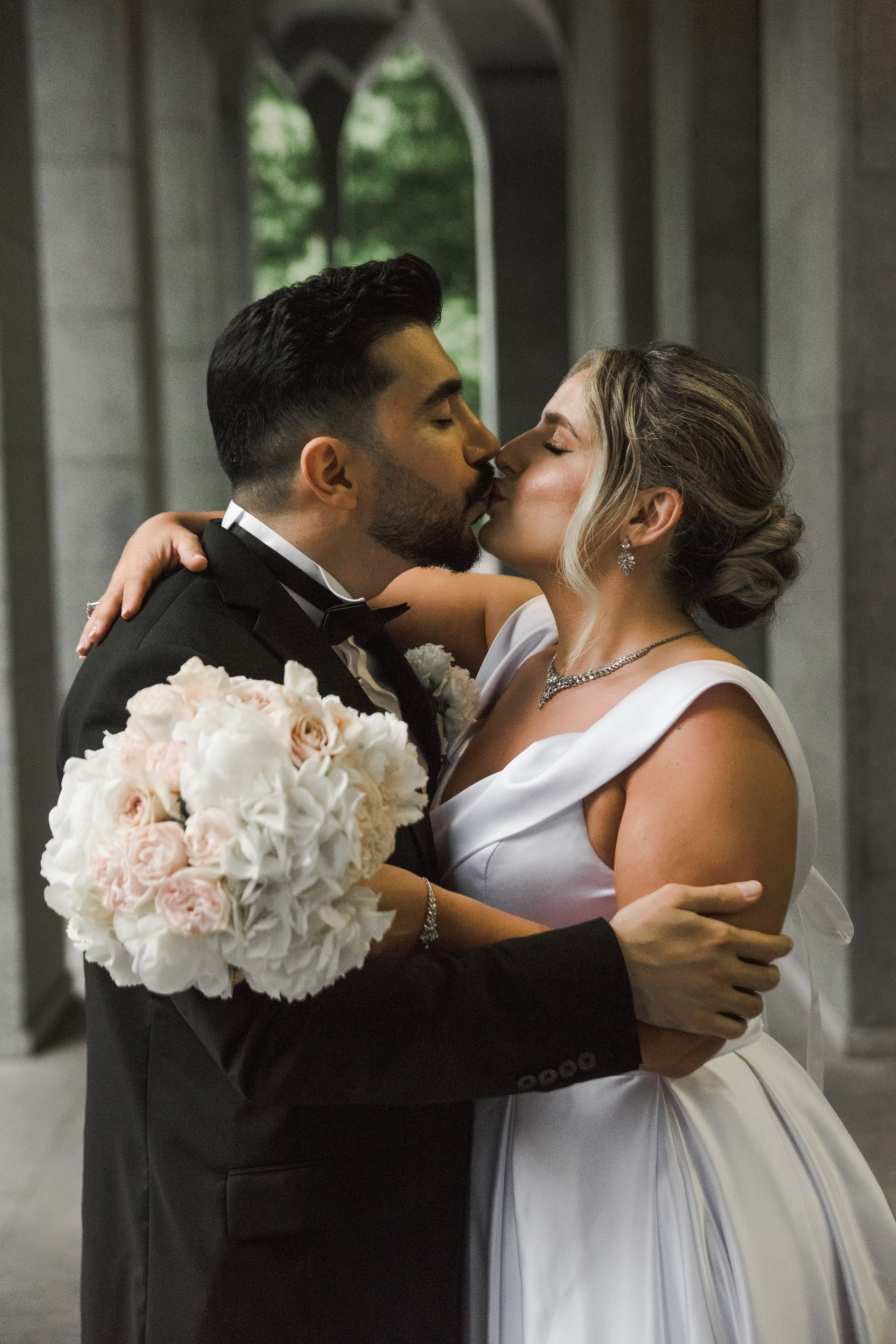 Claire Tbilisi Legal Marriage. Арт Ивент Студио — Самое рейтинговое свадебное агентство в Грузии