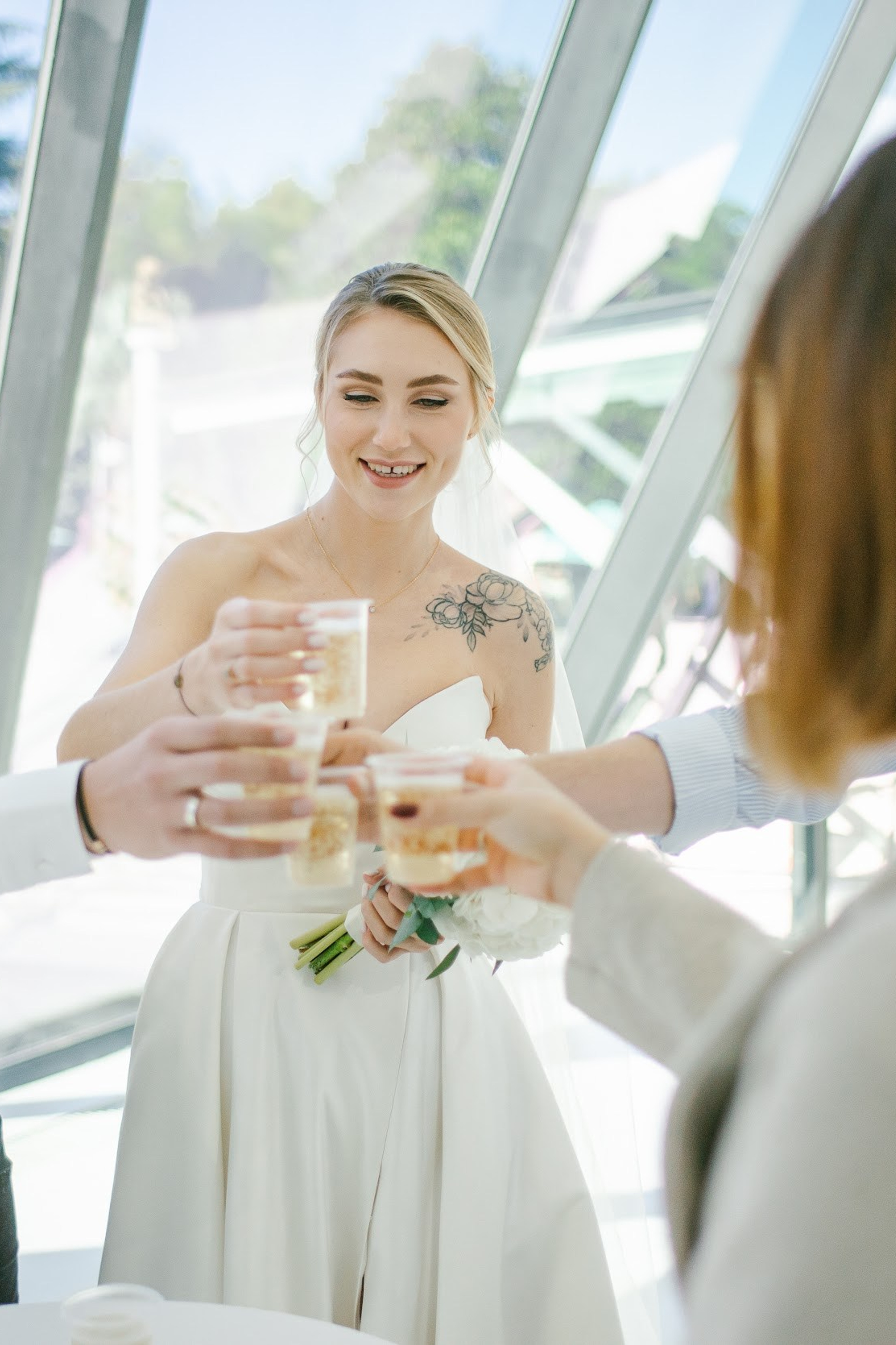 Wedding in Batumi for foreigners — Papers in 9 hours, Ceremony and Photographer. Арт Ивент Студио — Самое рейтинговое свадебное агентство в Грузии