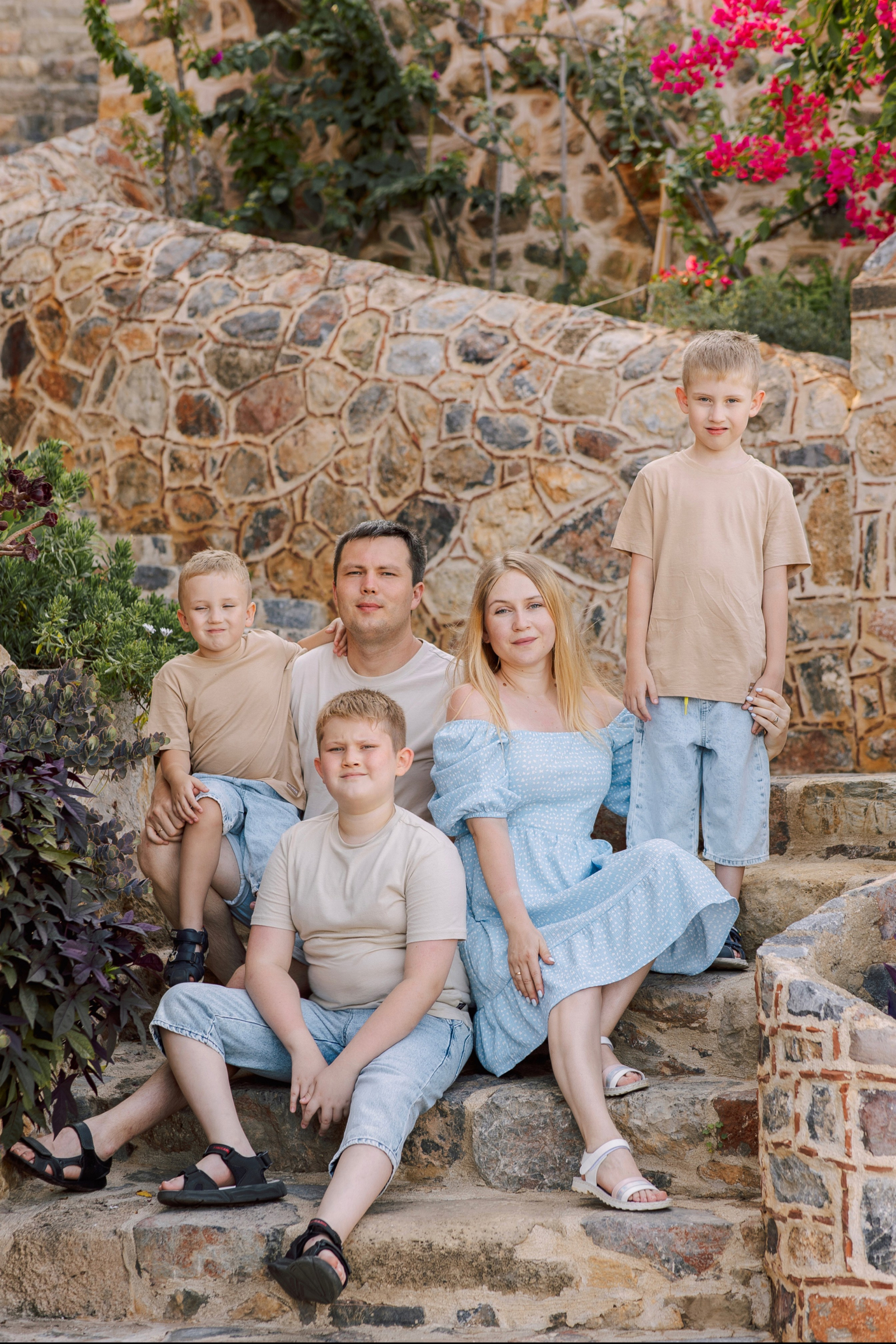 Morning. Beach. Morning family photo session on Cleopatra beach. Alanya.