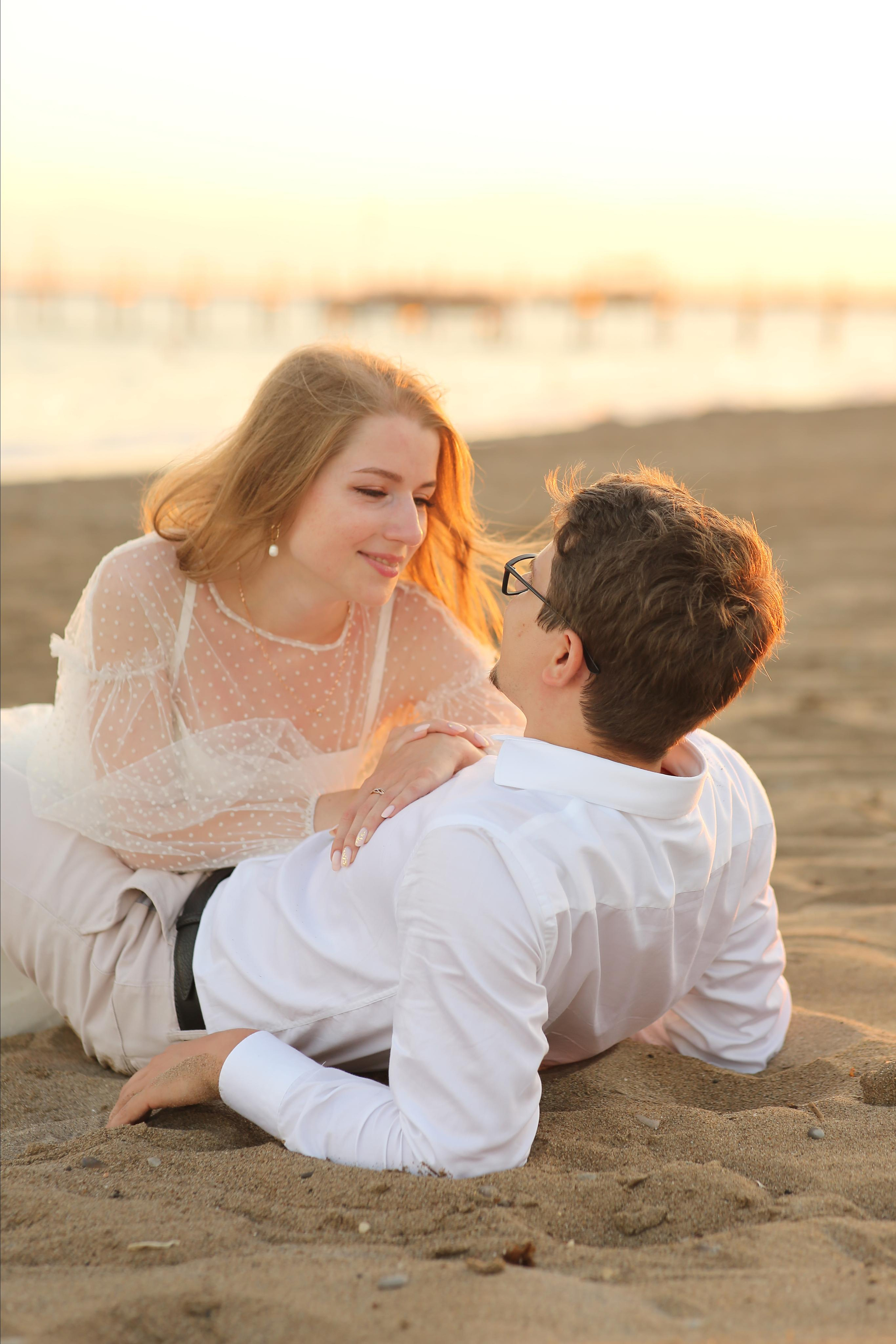 Закат. Стильная свадебная фотосессия на побережье Средиземного моря