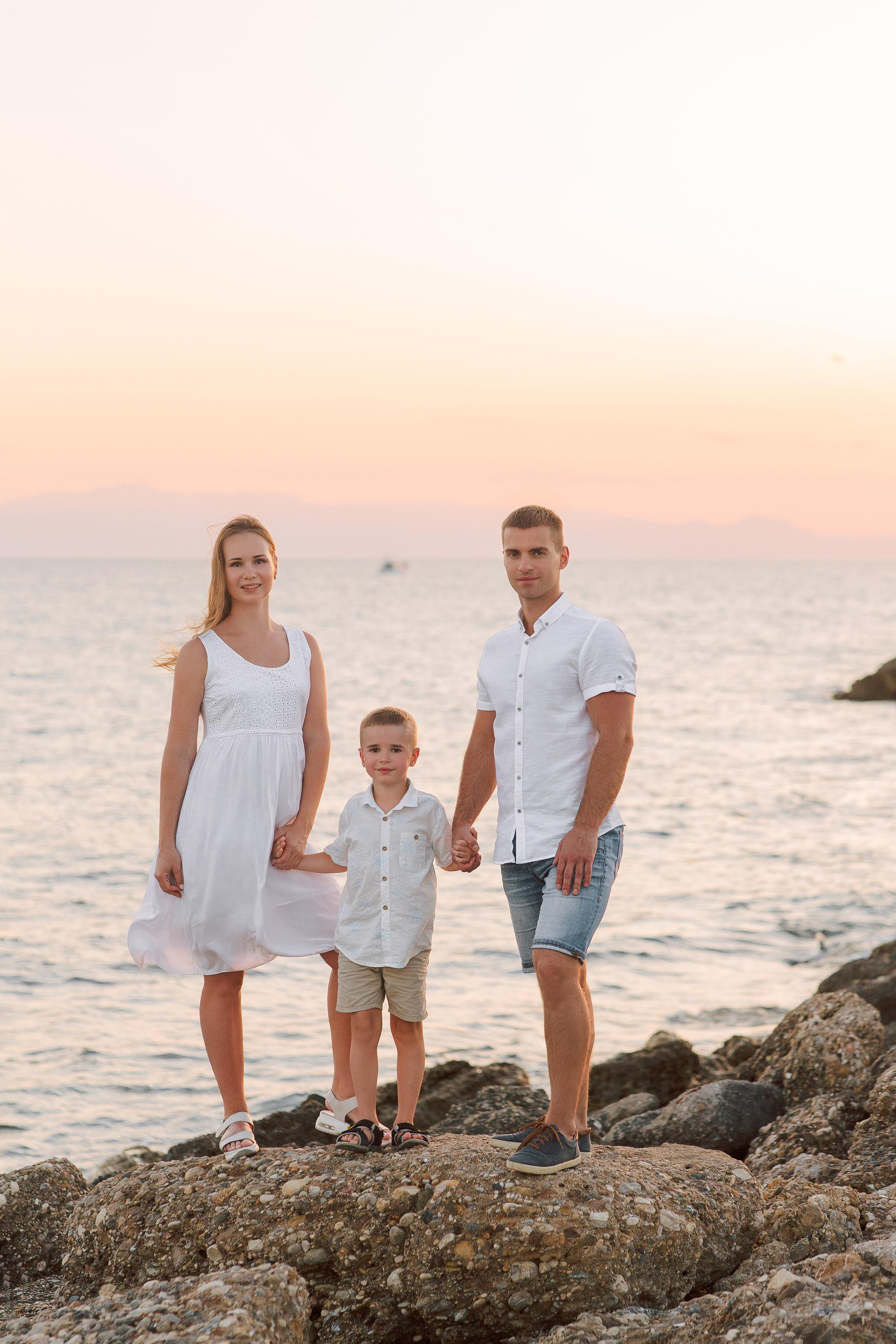 Family photoshooting in the ancient city of Side at sunset