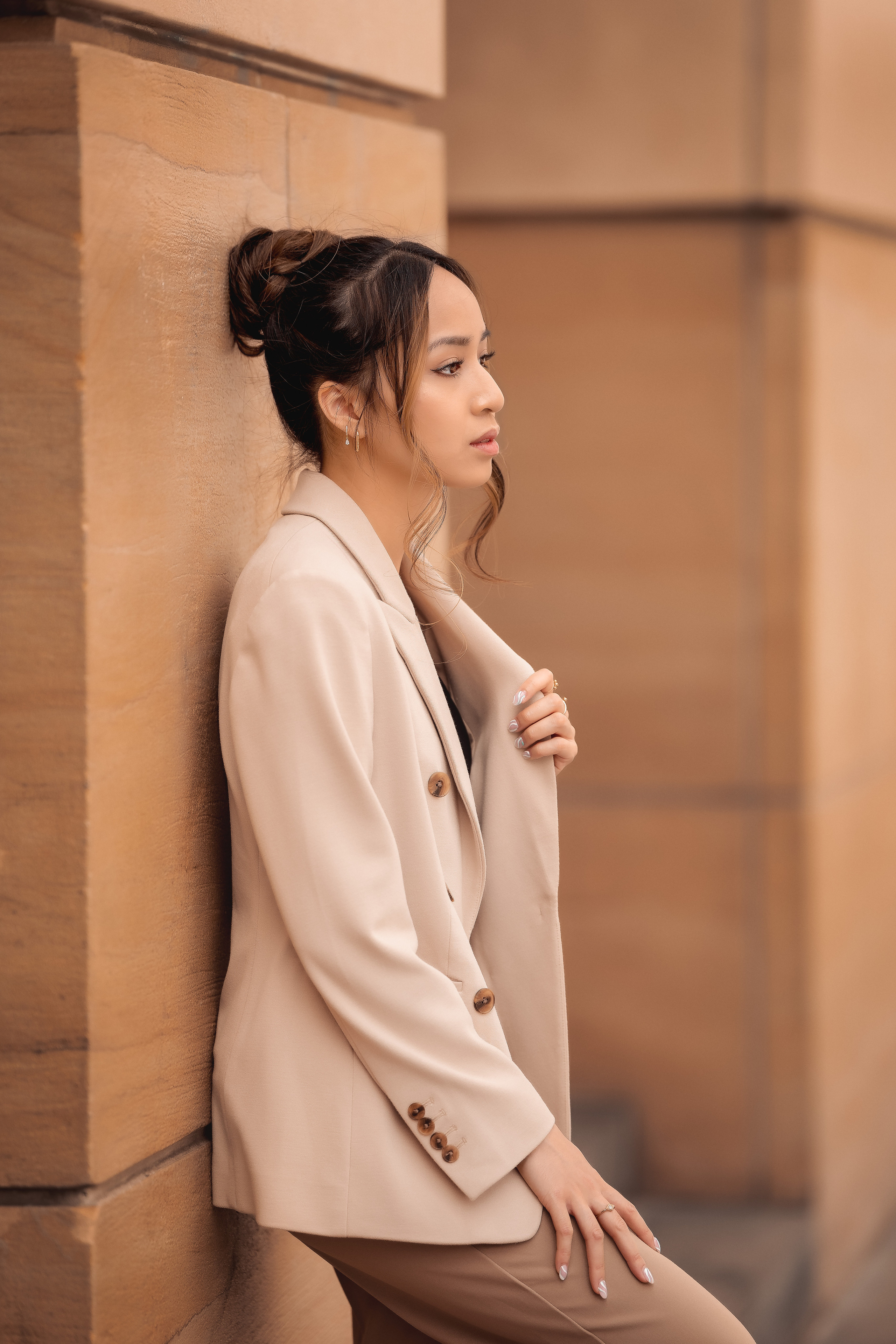 Business Portrait in a photo studio in Santa Clara. Couples & Families photographer in Bay Area, San Jose, California