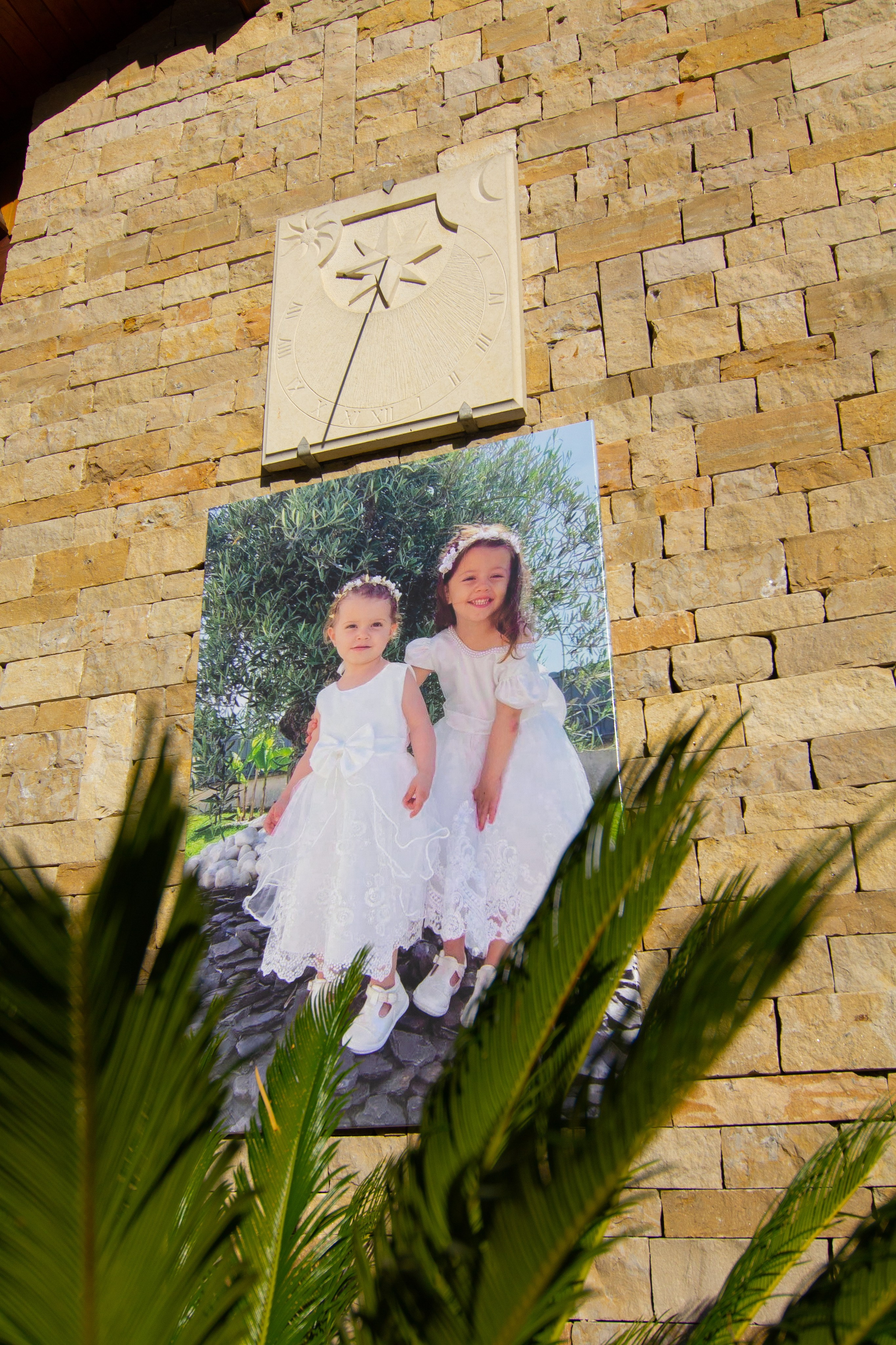 Yassine et Sahra. Studio photo « Partage ton bonheur » – Photographe famille près de Châtellerault, Poitiers et Tours