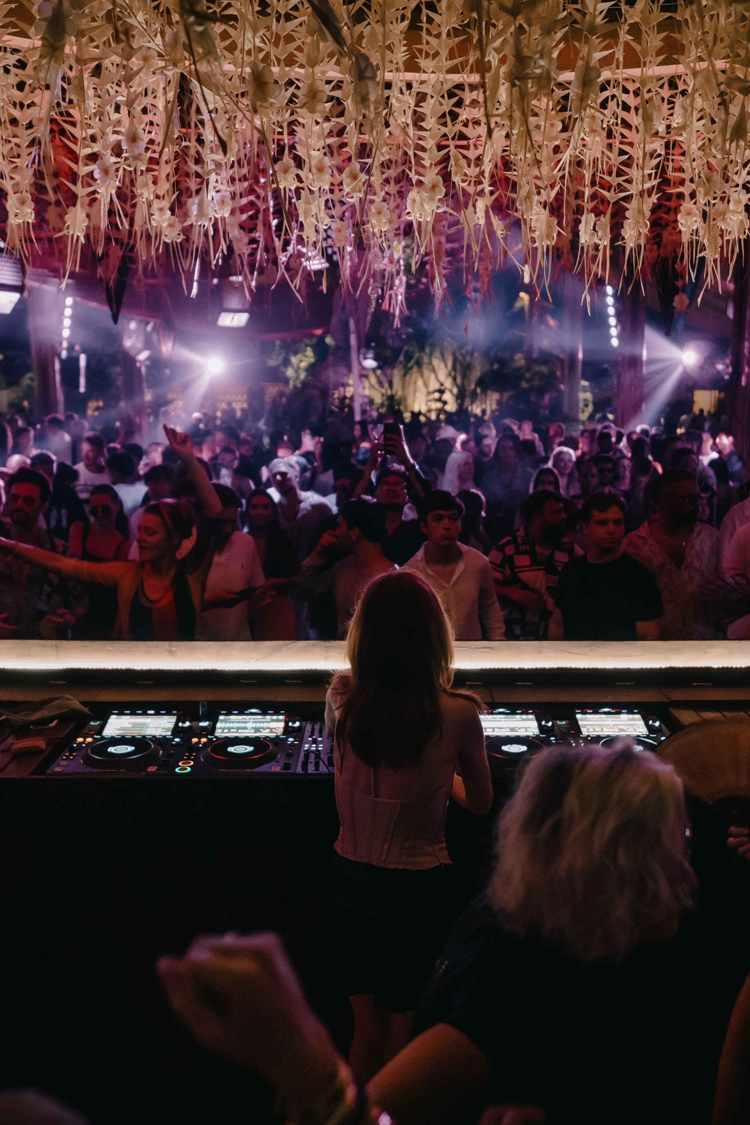 Gerd Janson and Tijana T performance in Desa Kitsune, Bali. Коммьюнити фотограф, Москва, Сергей Зворыгин