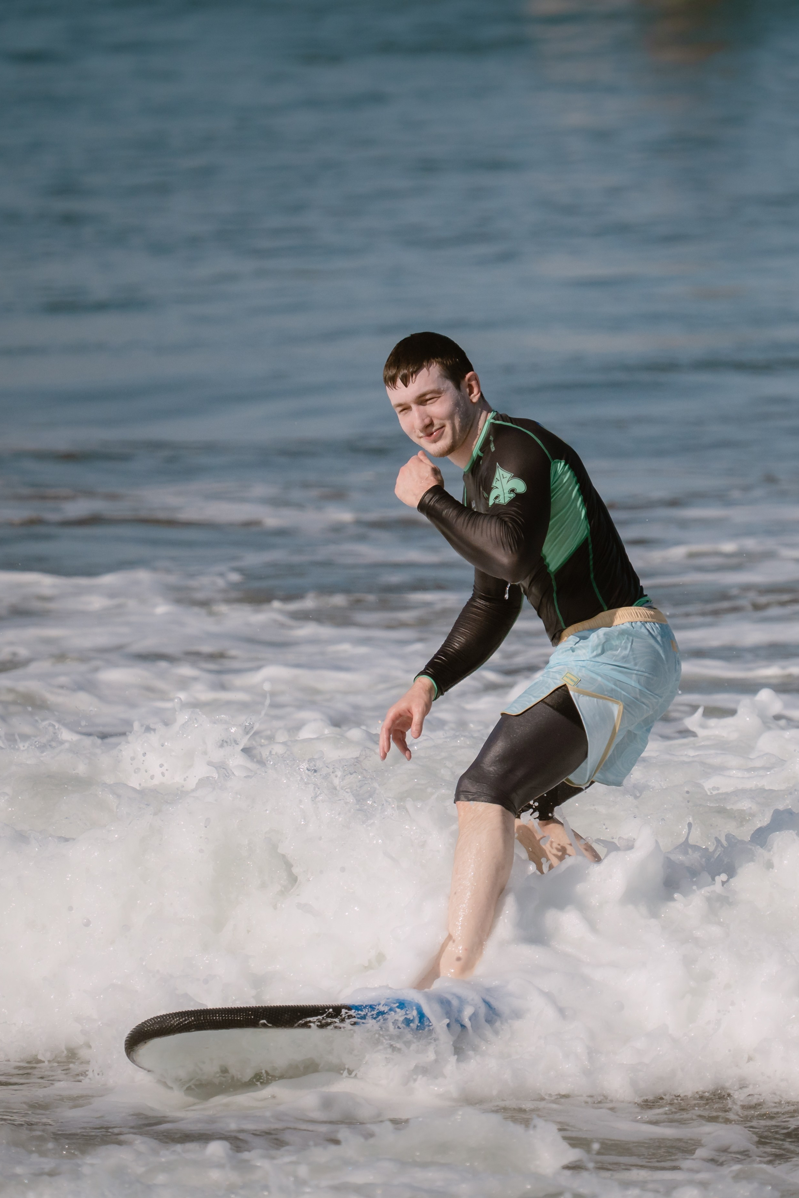 Al Leone athletes having fun surfing in the Pacific Ocean. Коммьюнити фотограф, Москва, Сергей Зворыгин