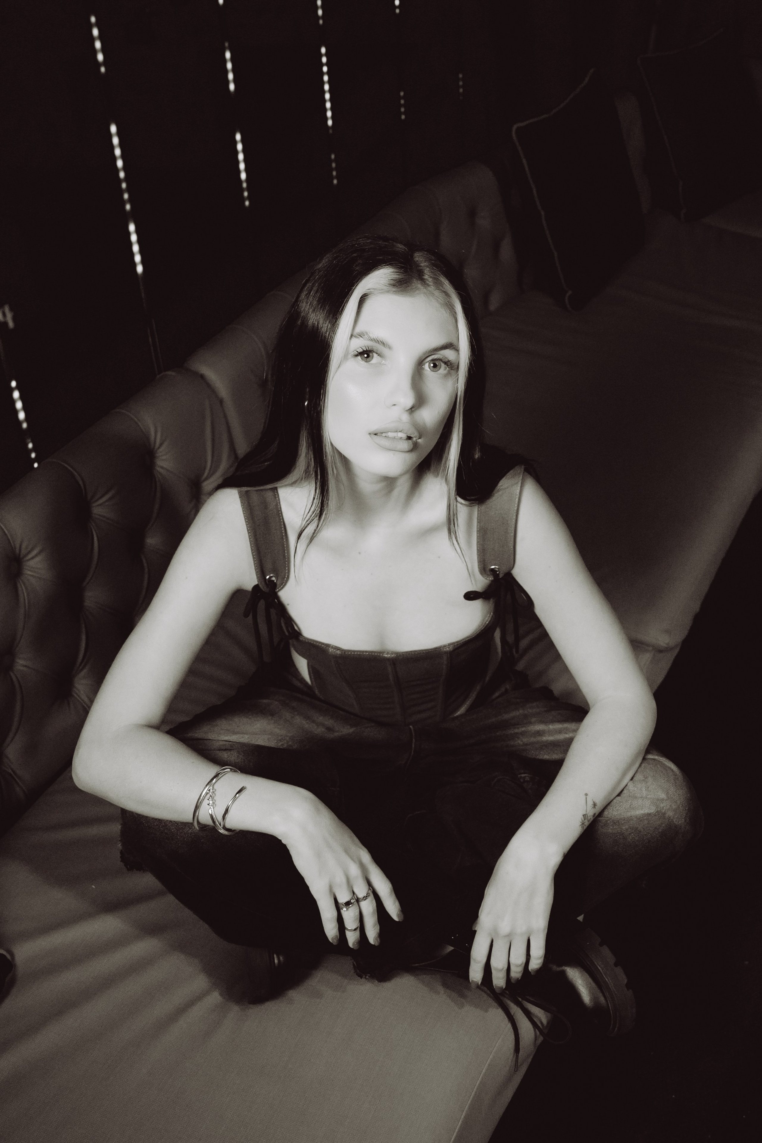 Riina and Verona music portrait session on location. Коммьюнити фотограф, Москва, Сергей Зворыгин