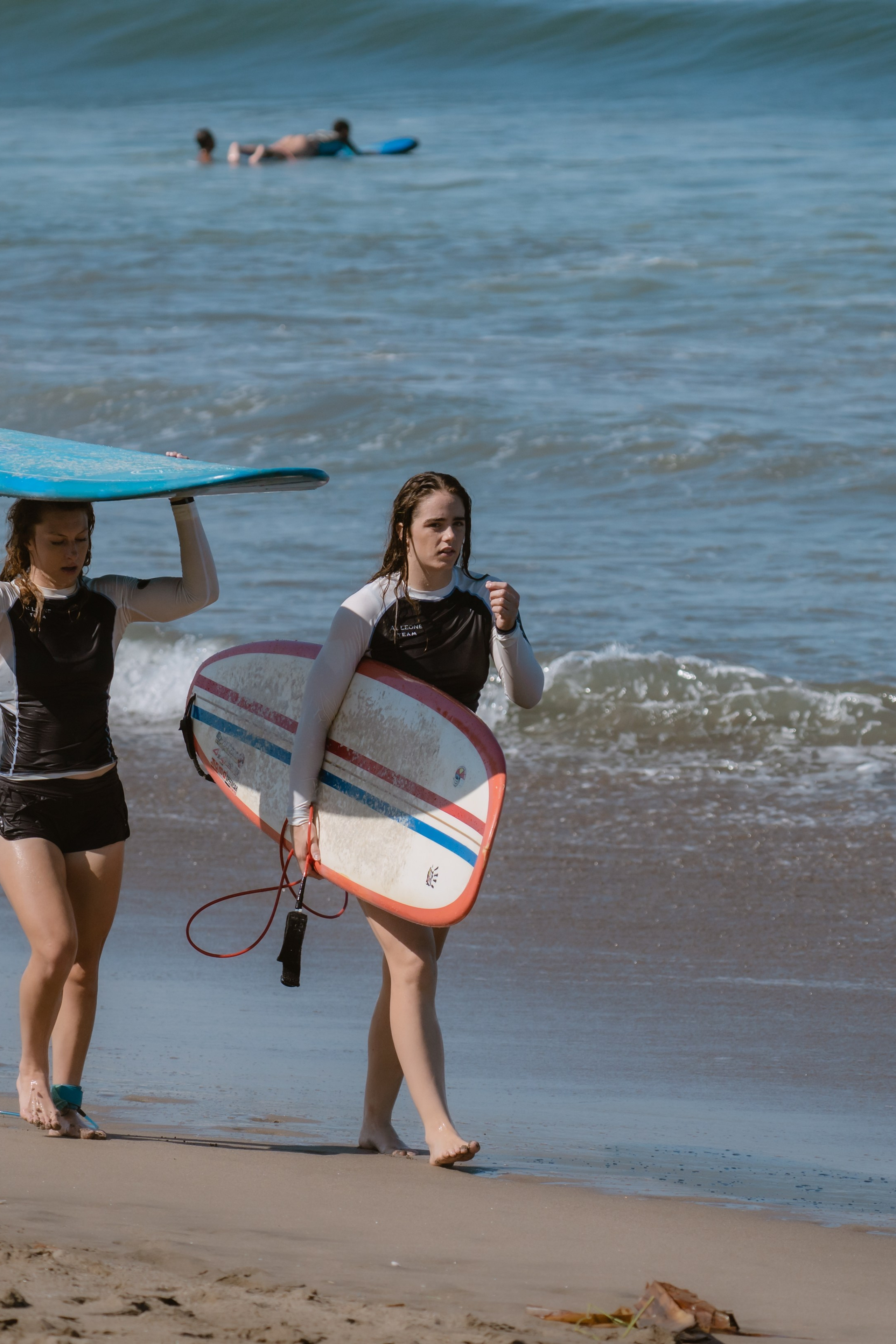Al Leone athletes having fun surfing in the Pacific Ocean. Коммьюнити фотограф, Москва, Сергей Зворыгин