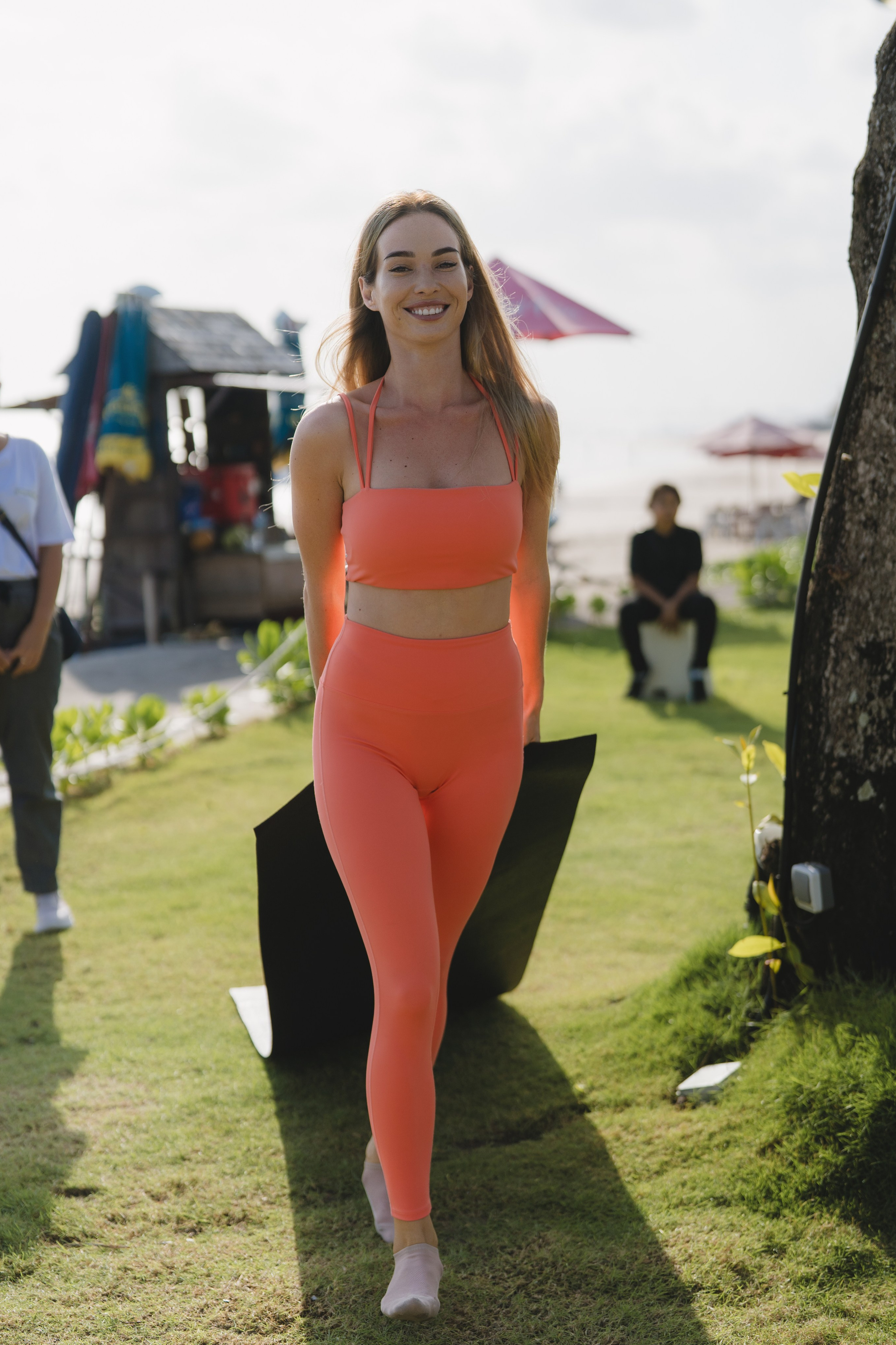 TEUS Group, Agents Yoga session by the Ocean. Коммьюнити фотограф, Москва, Сергей Зворыгин