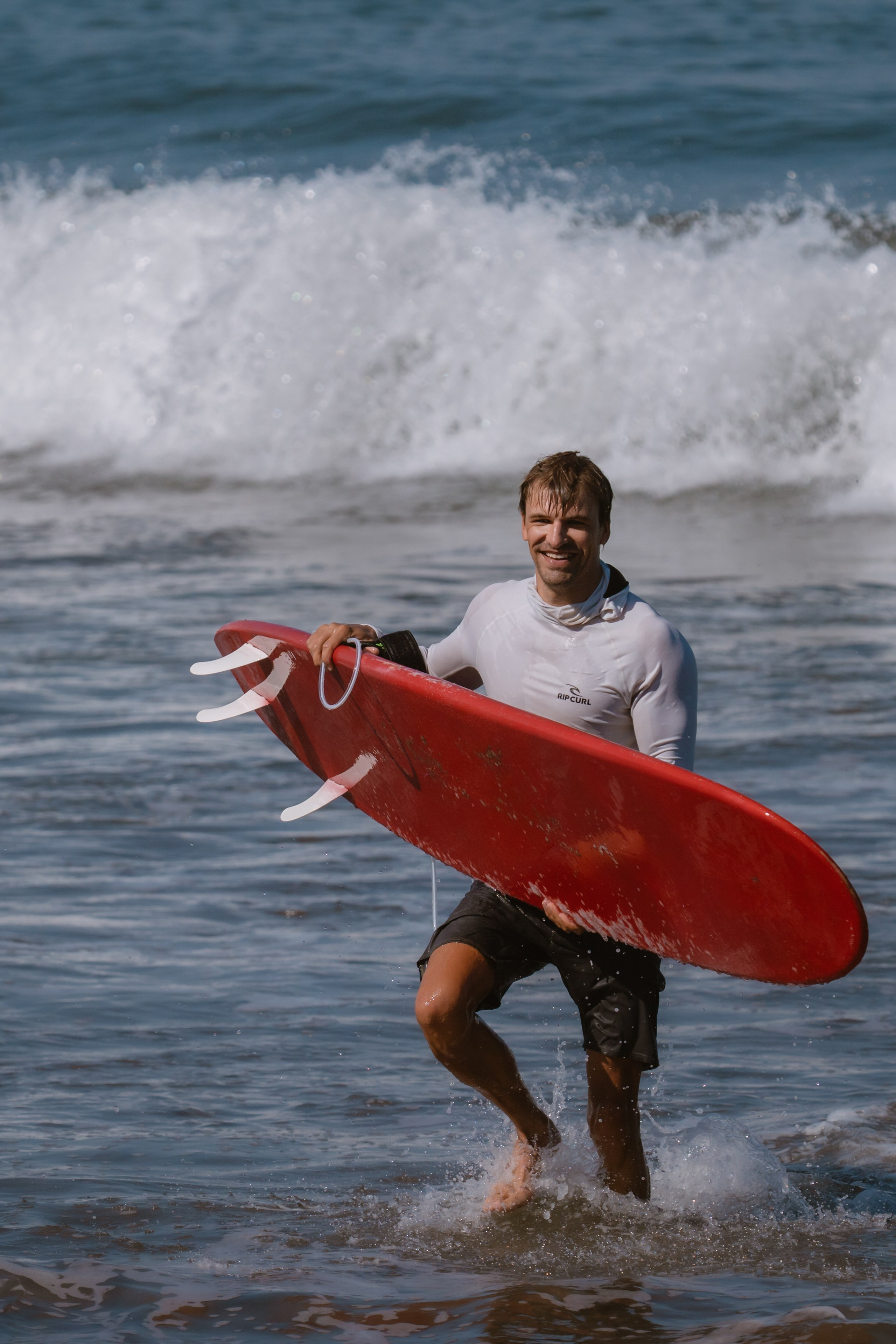 Al Leone athletes having fun surfing in the Pacific Ocean. Коммьюнити фотограф, Москва, Сергей Зворыгин