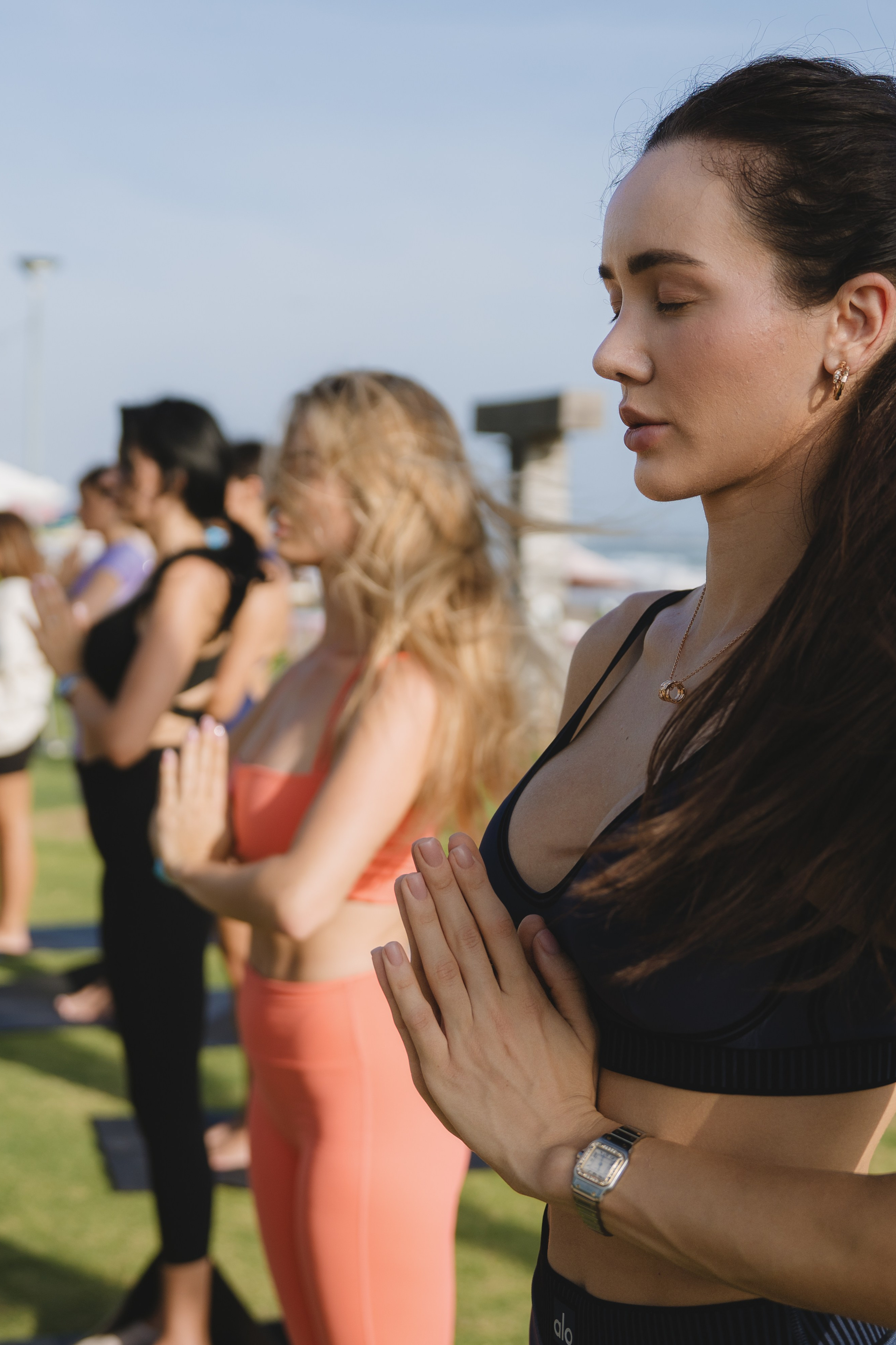 TEUS Group, Agents Yoga session by the Ocean. Коммьюнити фотограф, Москва, Сергей Зворыгин