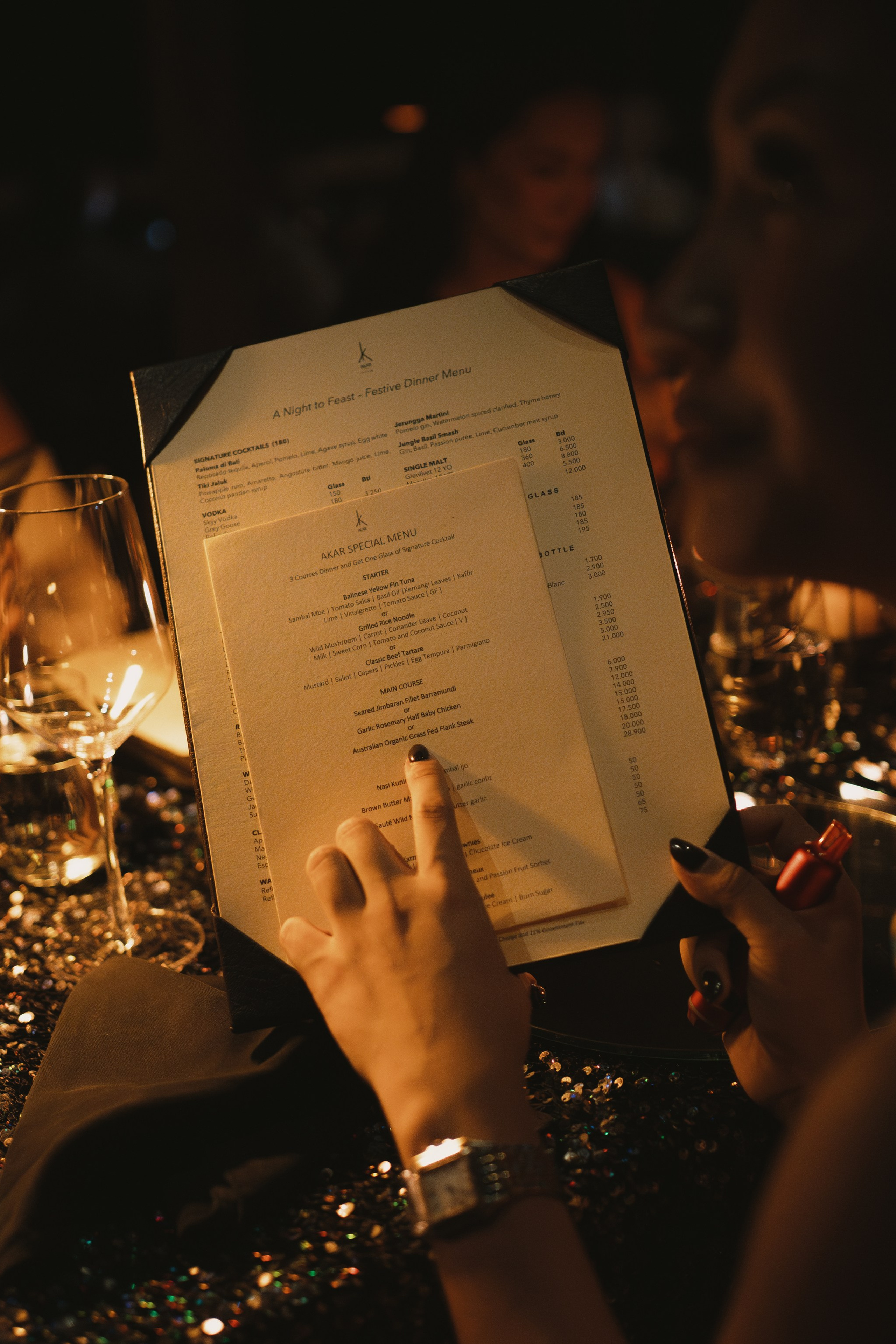 Wines and Show at Akar by K-Club Ubud, an Award-Winning Steakhouse. Коммьюнити фотограф, Москва, Сергей Зворыгин