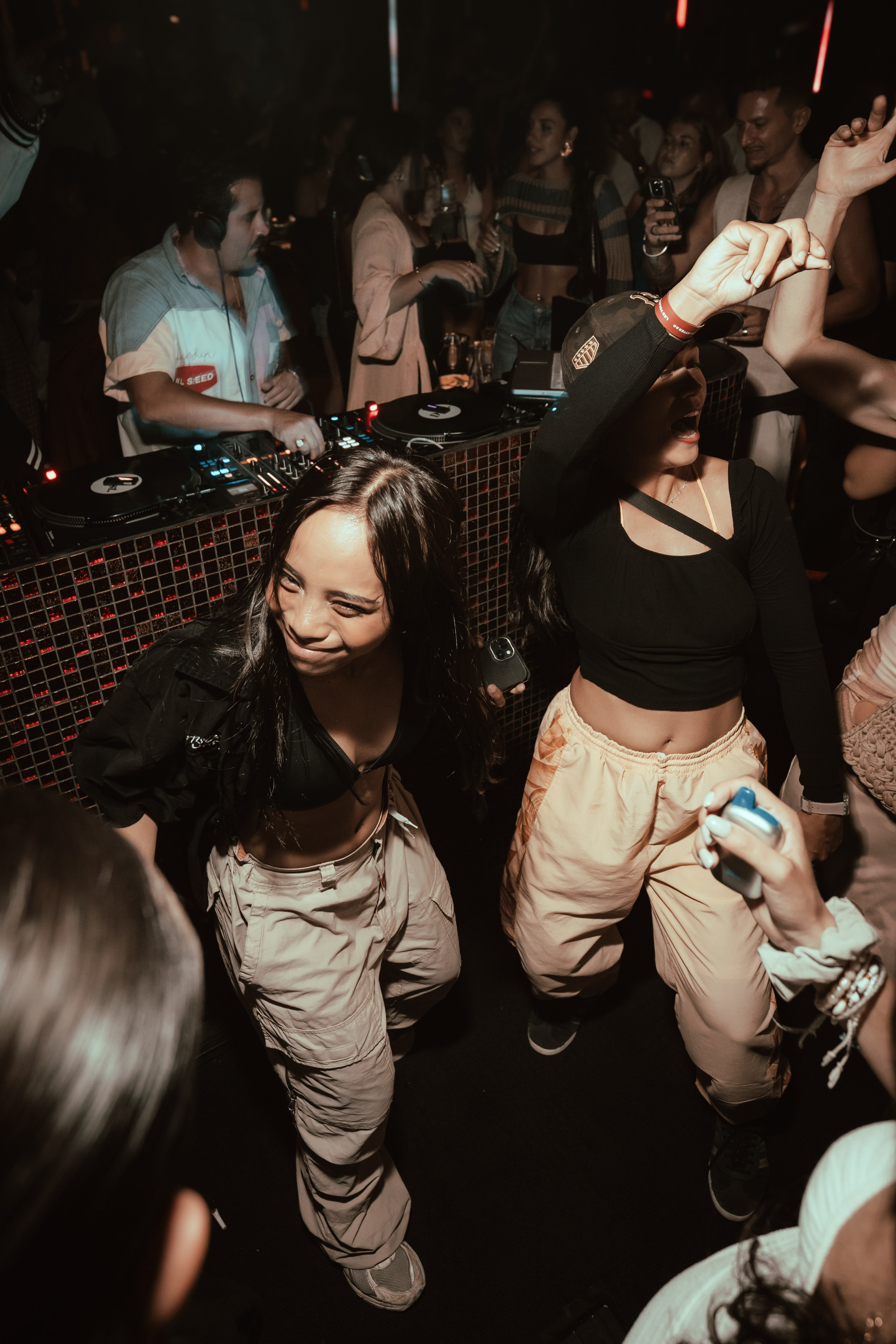 Hip-hop moves at LT, Bali. Коммьюнити фотограф, Москва, Сергей Зворыгин