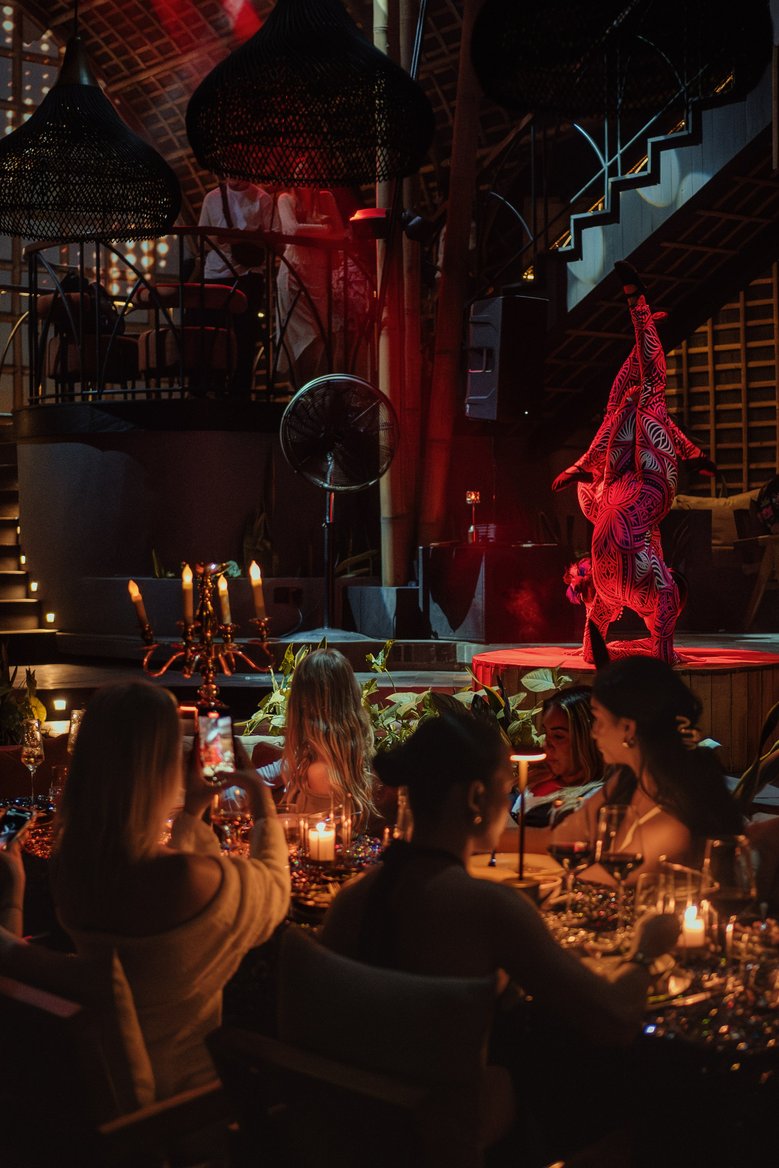 Wines and Show at Akar by K-Club Ubud, an Award-Winning Steakhouse. Коммьюнити фотограф, Москва, Сергей Зворыгин