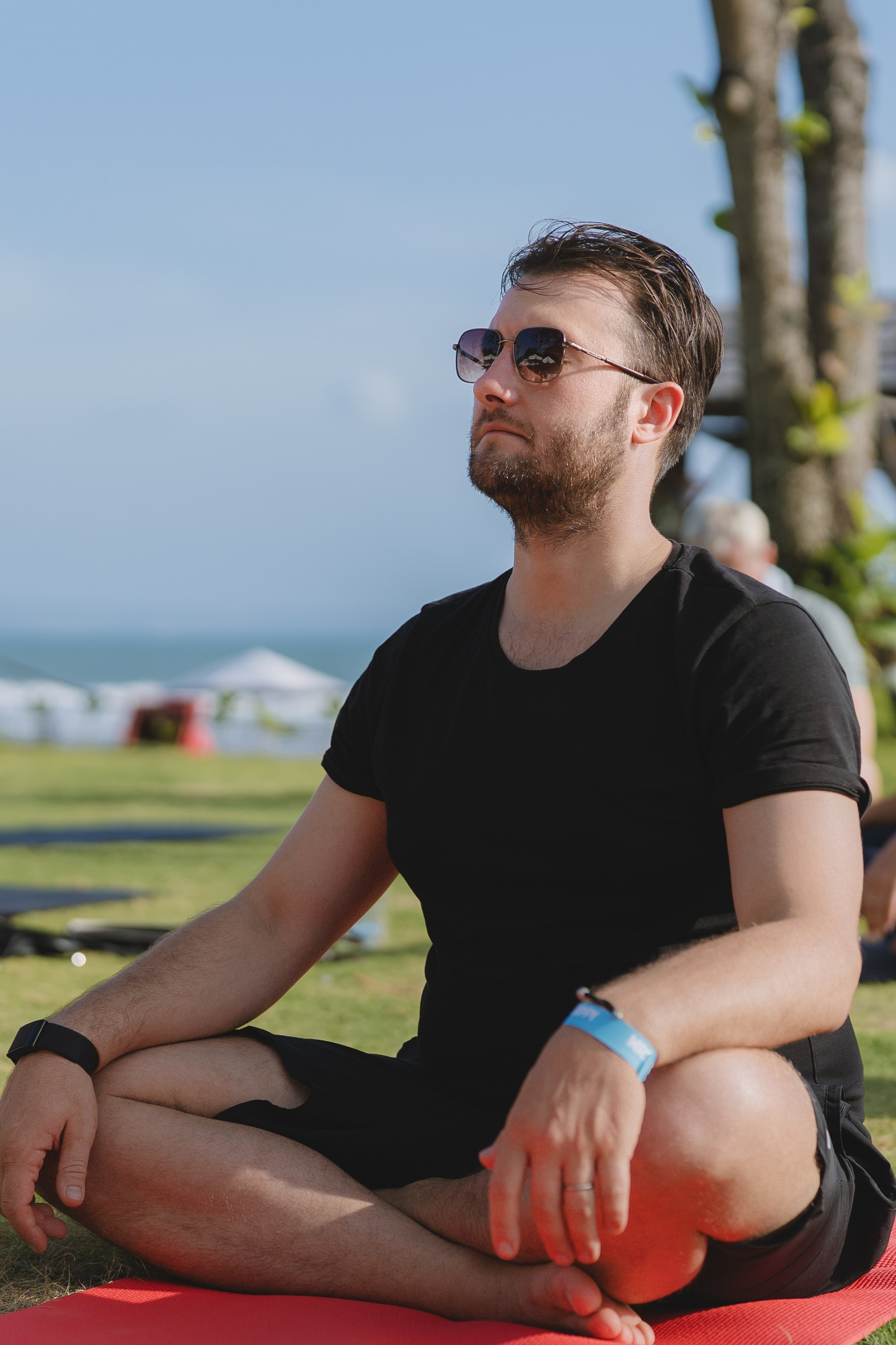 TEUS Group, Agents Yoga session by the Ocean. Коммьюнити фотограф, Москва, Сергей Зворыгин
