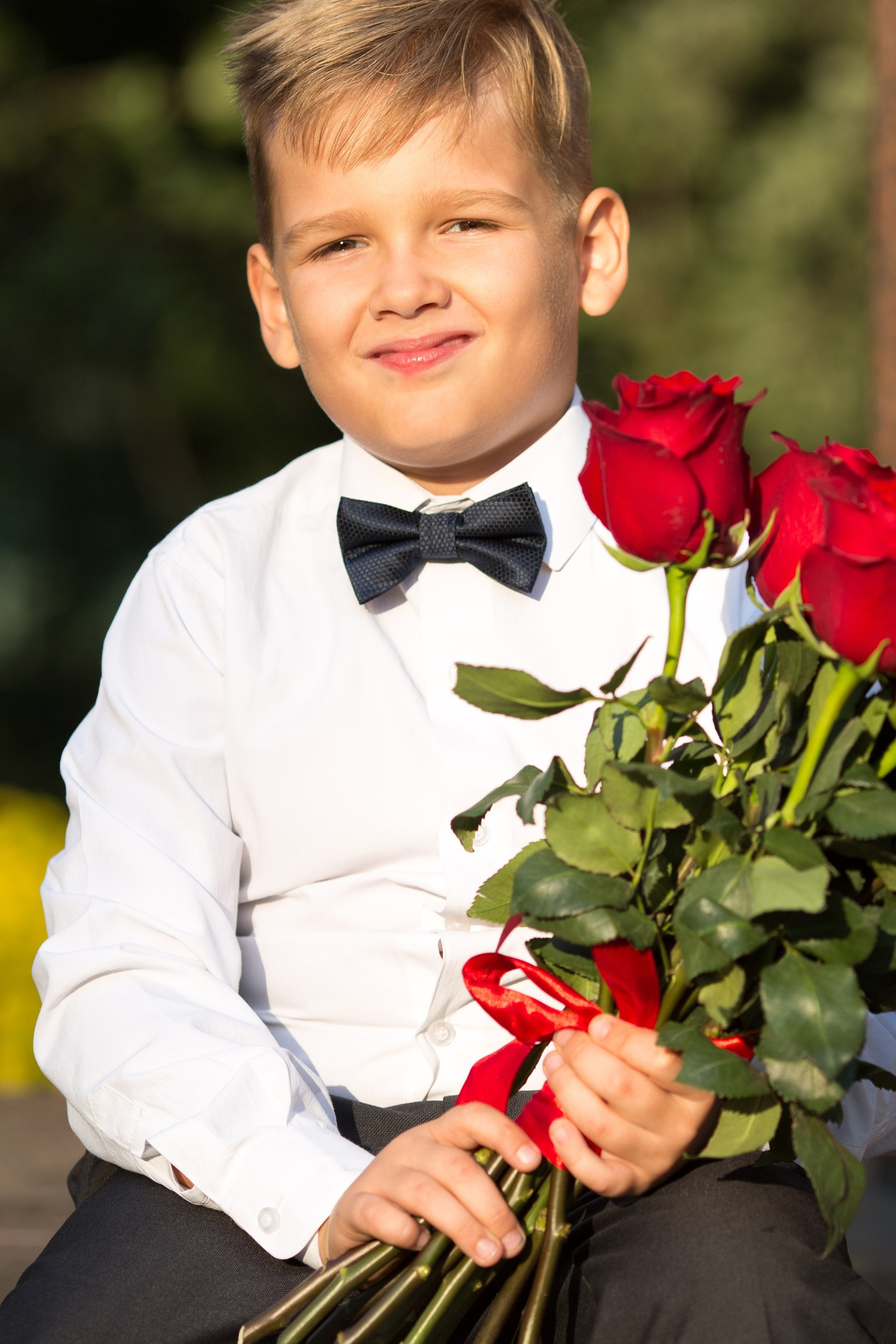 Le premier jour de vie scolaire. Le bonheur d’être la mère de ce garçon. Photographe professionnelle de la ville d’Auxerre - Ekaterina Mathieu