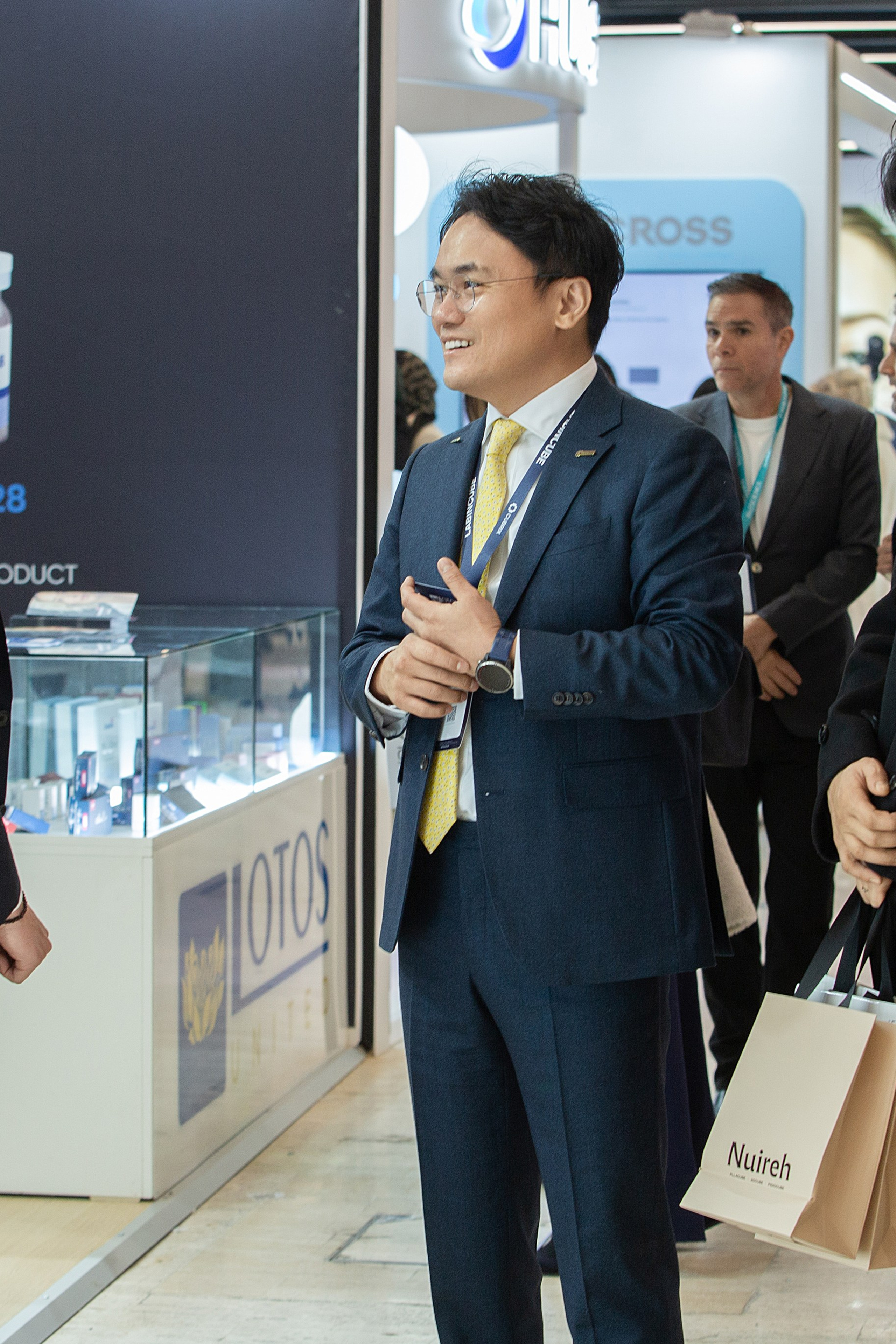 LABINCUBE AESTHETICS. Екатерина Матьё — профессиональный фотограф из города Осер Франция