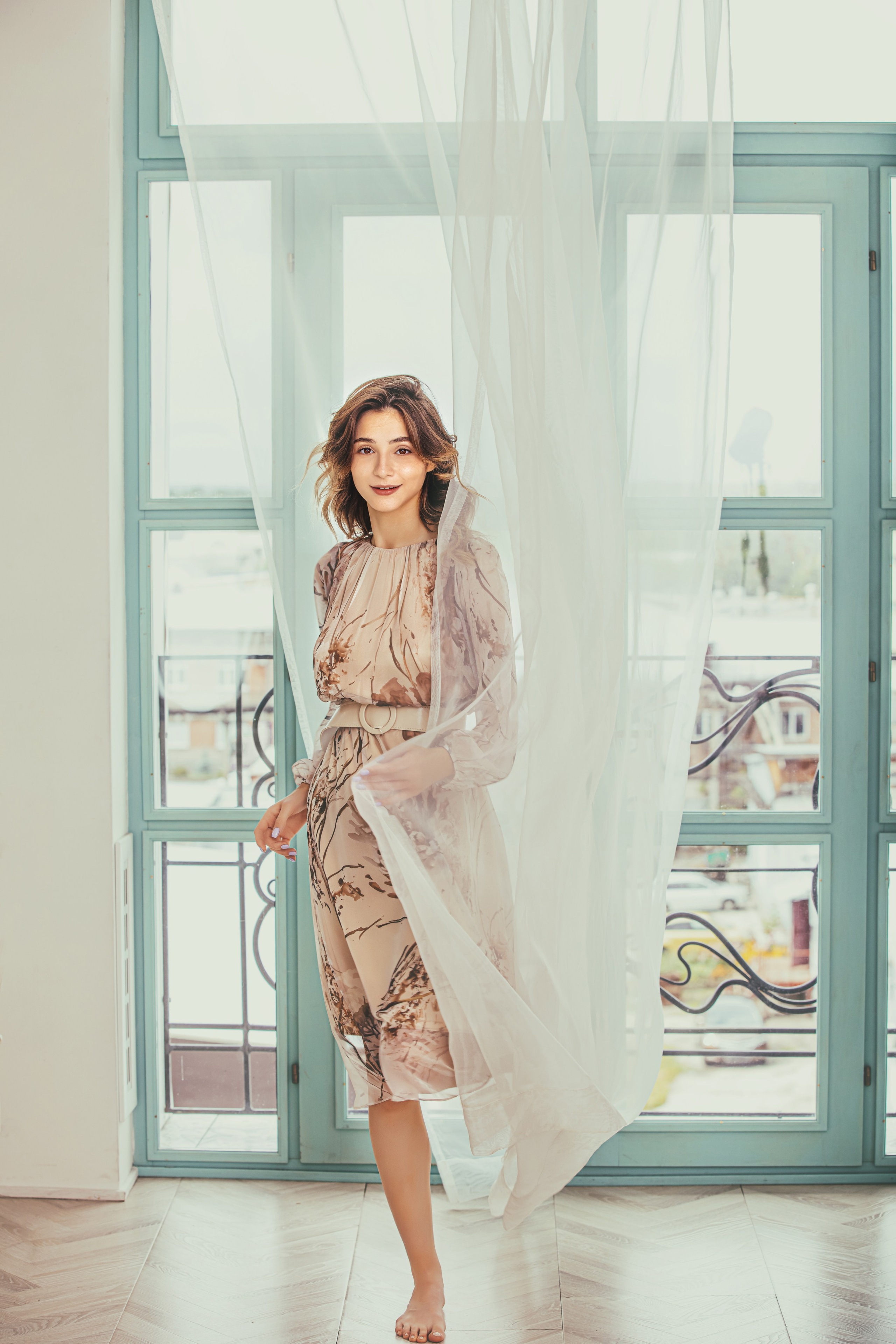 Charme doux: Séance photo conceptuelle en tons beige. Photographe professionnelle de la ville d’Auxerre - Ekaterina Mathieu