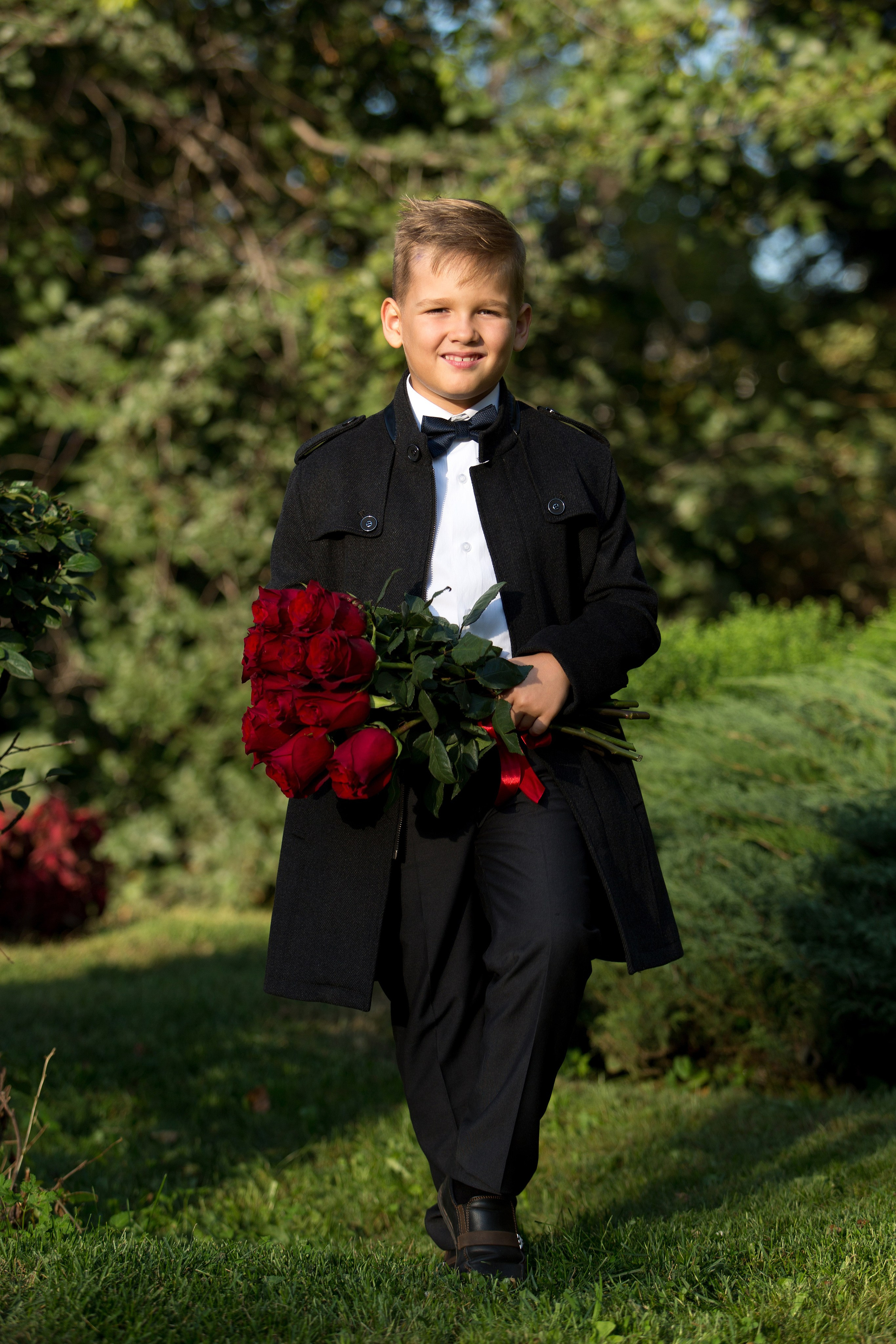 Le premier jour de vie scolaire. Le bonheur d’être la mère de ce garçon. Photographe professionnelle de la ville d’Auxerre - Ekaterina Mathieu