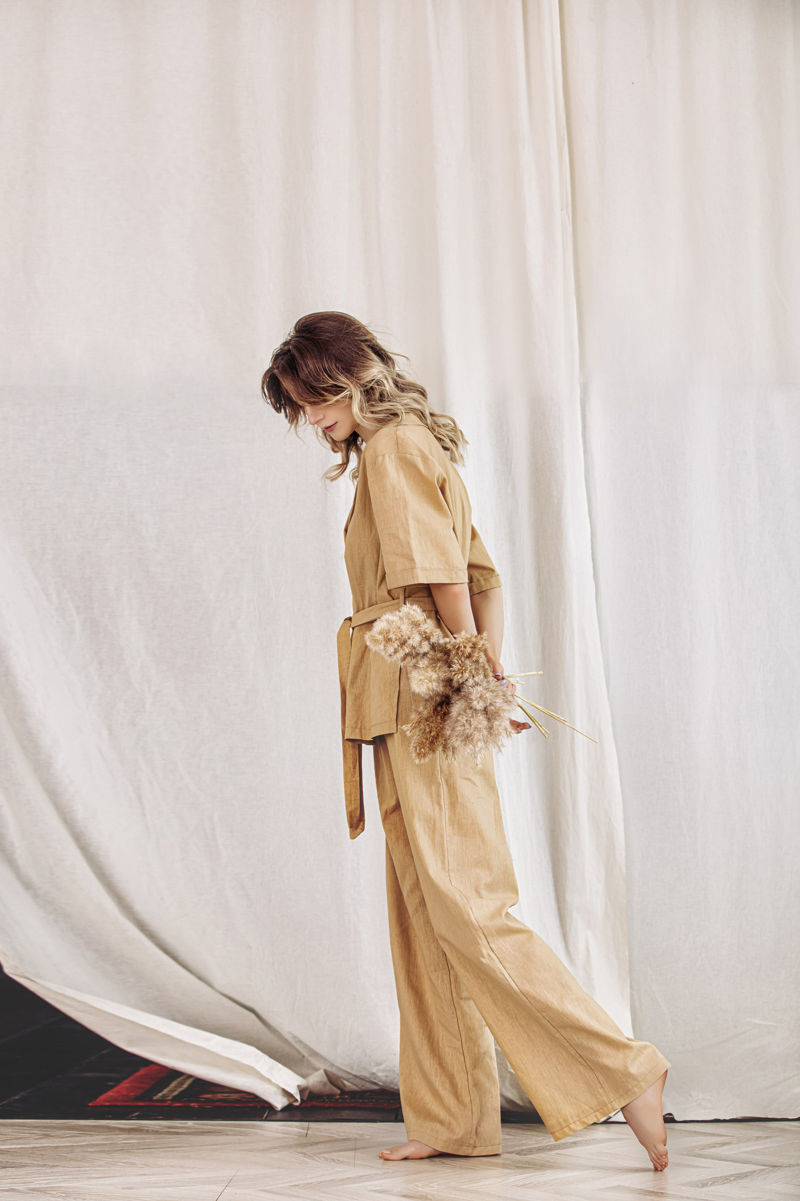 Charme doux: Séance photo conceptuelle en tons beige. Photographe professionnelle de la ville d’Auxerre - Ekaterina Mathieu